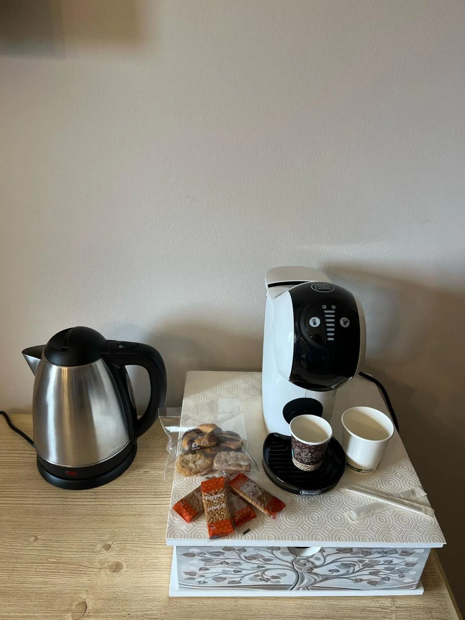 Coffee/tea facilities in B&B Domus Japigia