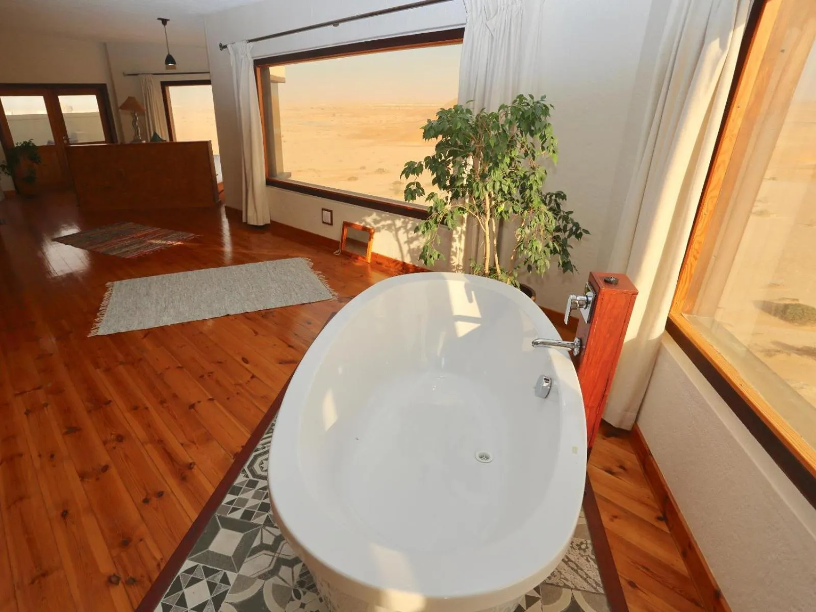 Bathroom in Desert Breeze Lodge