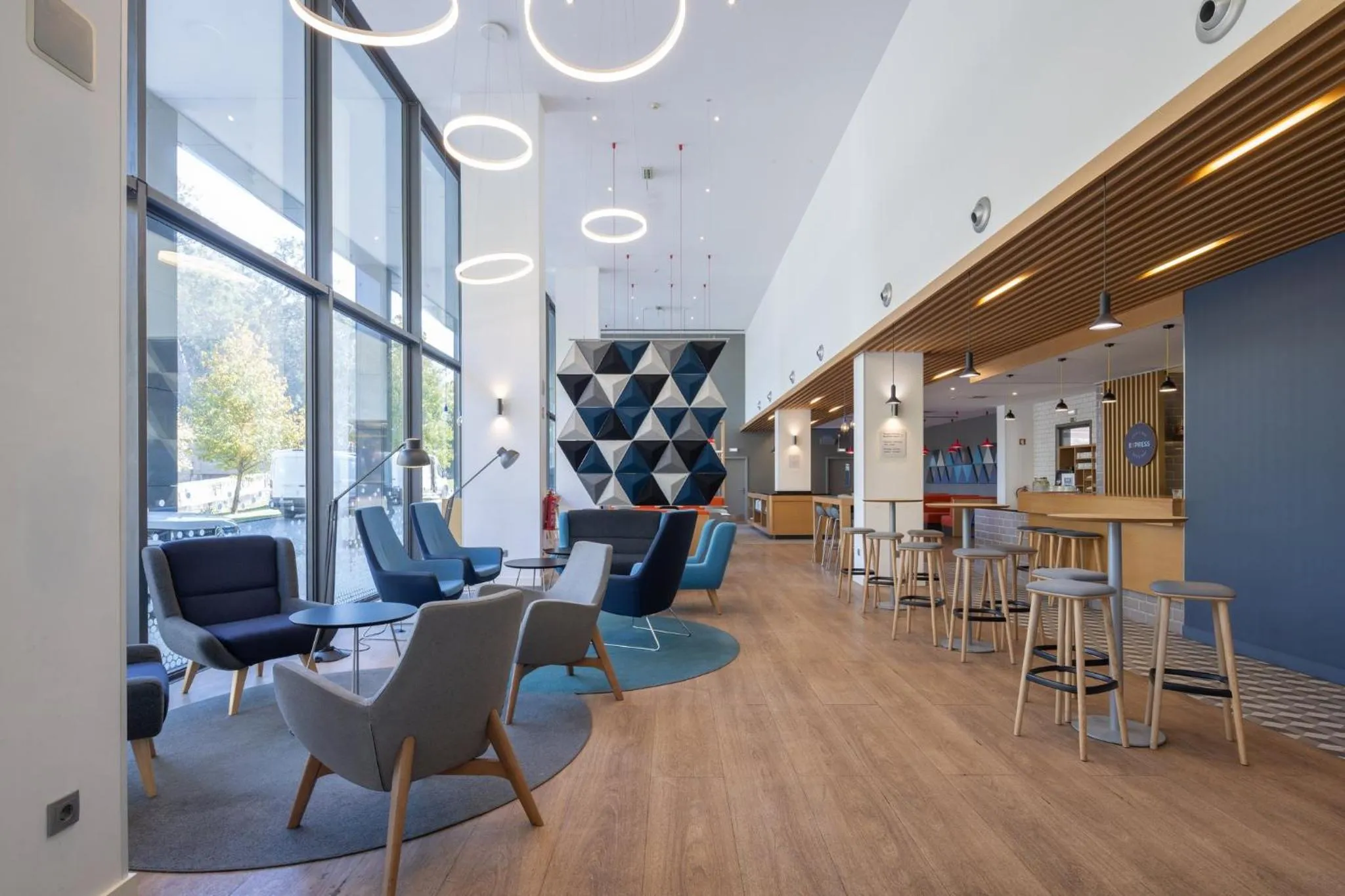 Property building in Holiday Inn Express Porto Exponor by IHG