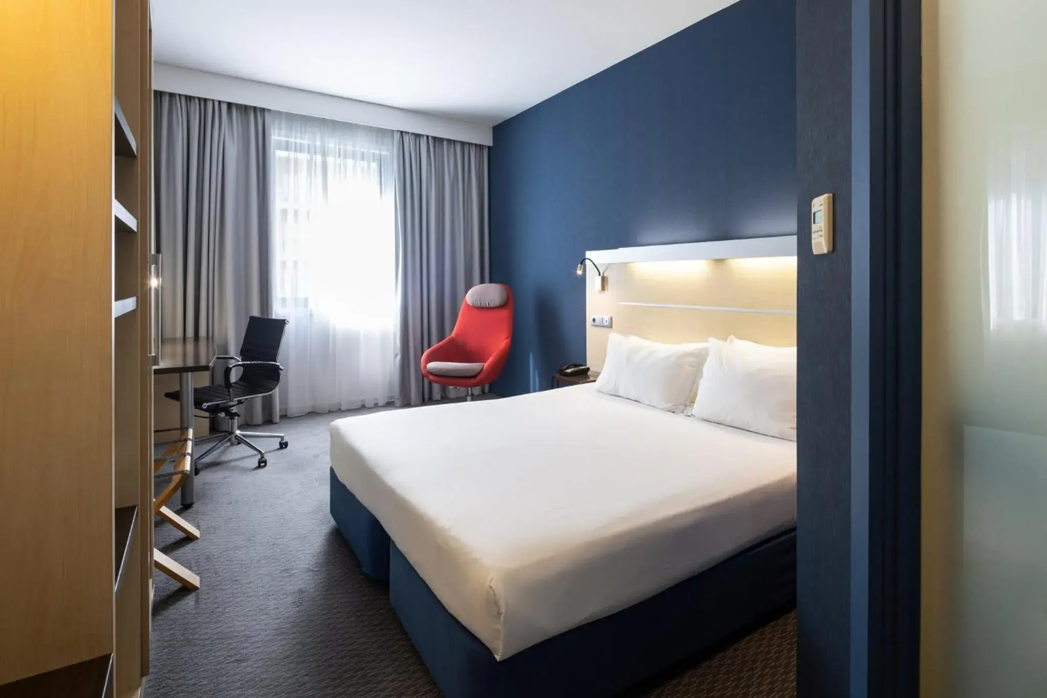 Standard Double Room with Free Breakfast in Holiday Inn Express Porto Exponor by IHG Standard Double Room with Free Breakfast in Holiday Inn Express Porto Exponor by IHG
