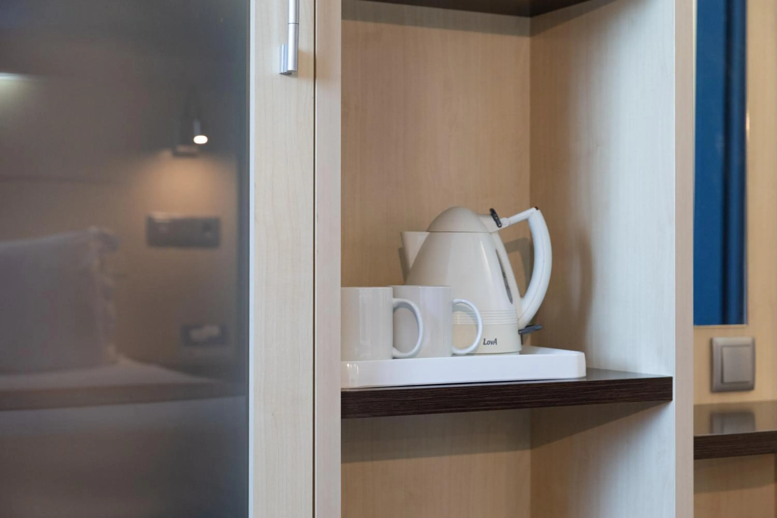 Coffee/tea facilities in Holiday Inn Express Porto Exponor by IHG