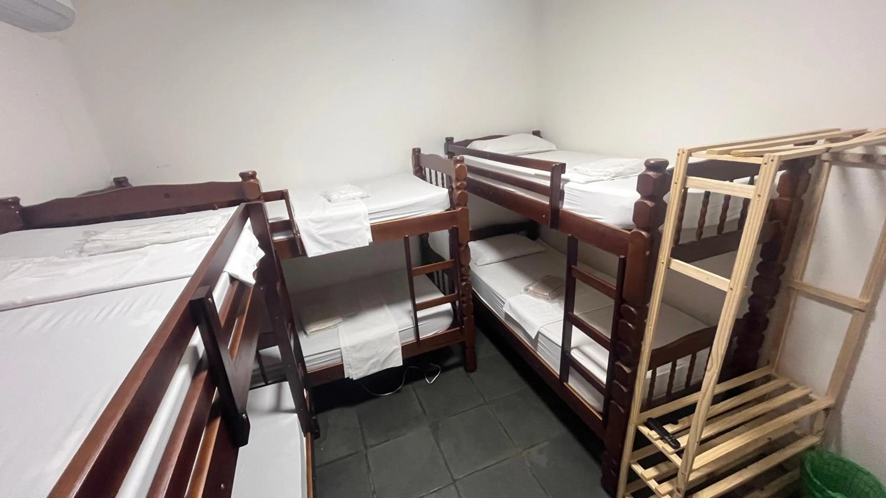 Photo of the whole room in COACHHOSTEL7