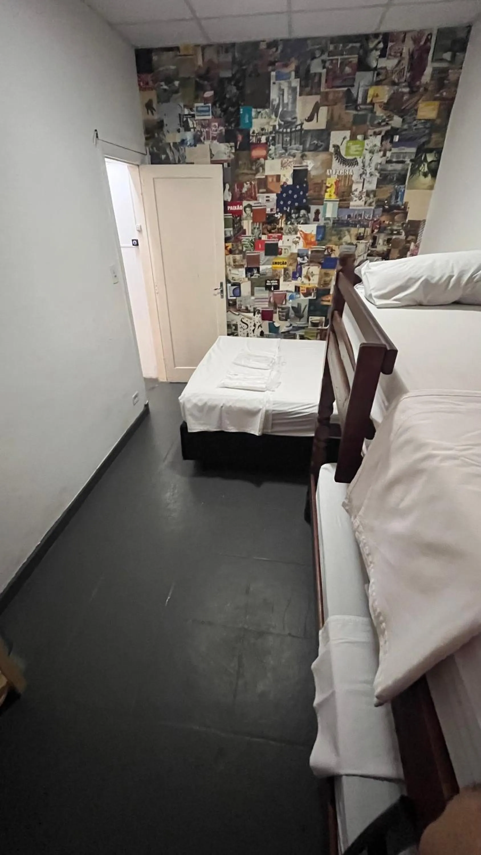 Bed in COACHHOSTEL7