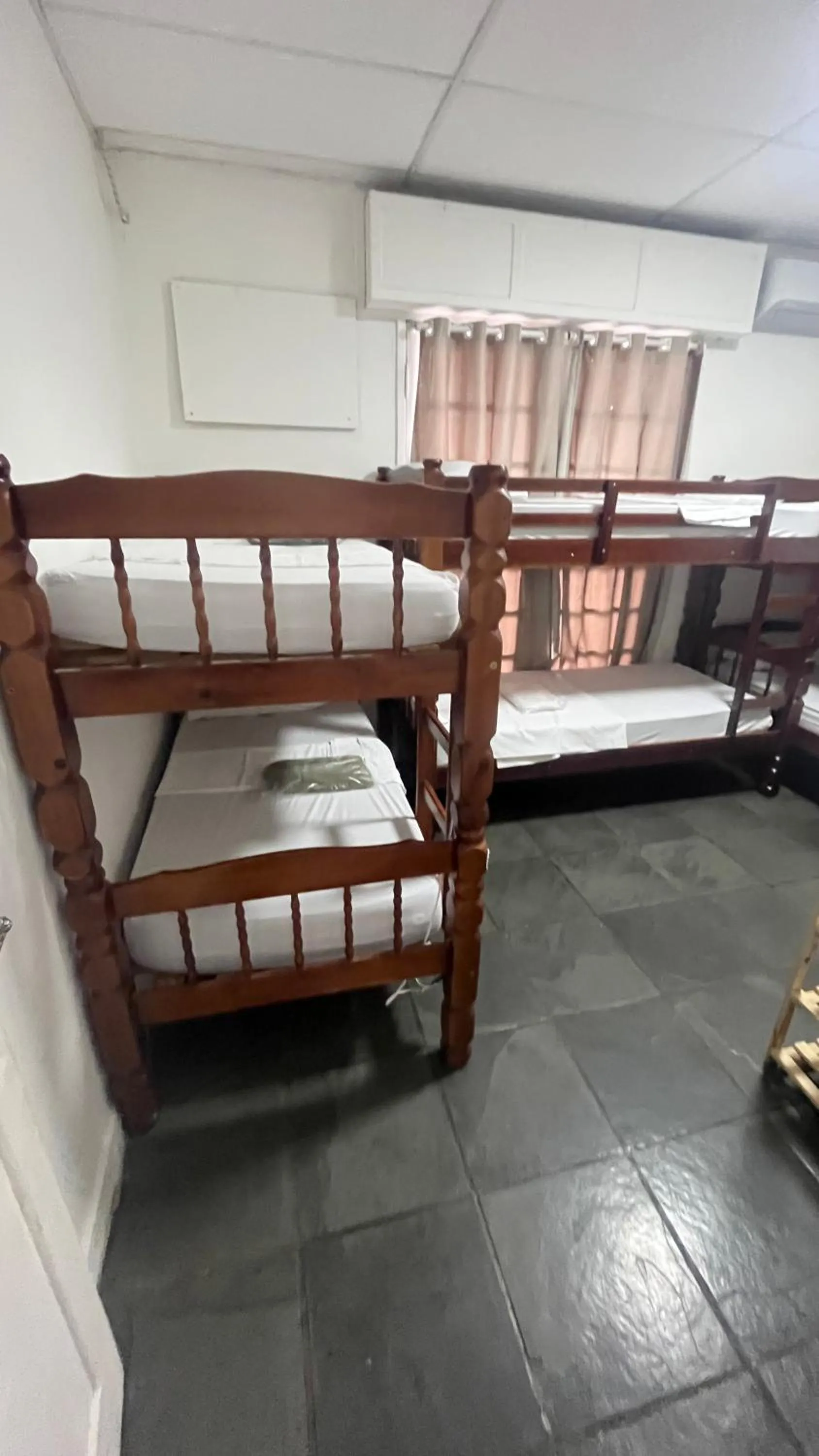 Photo of the whole room in COACHHOSTEL7