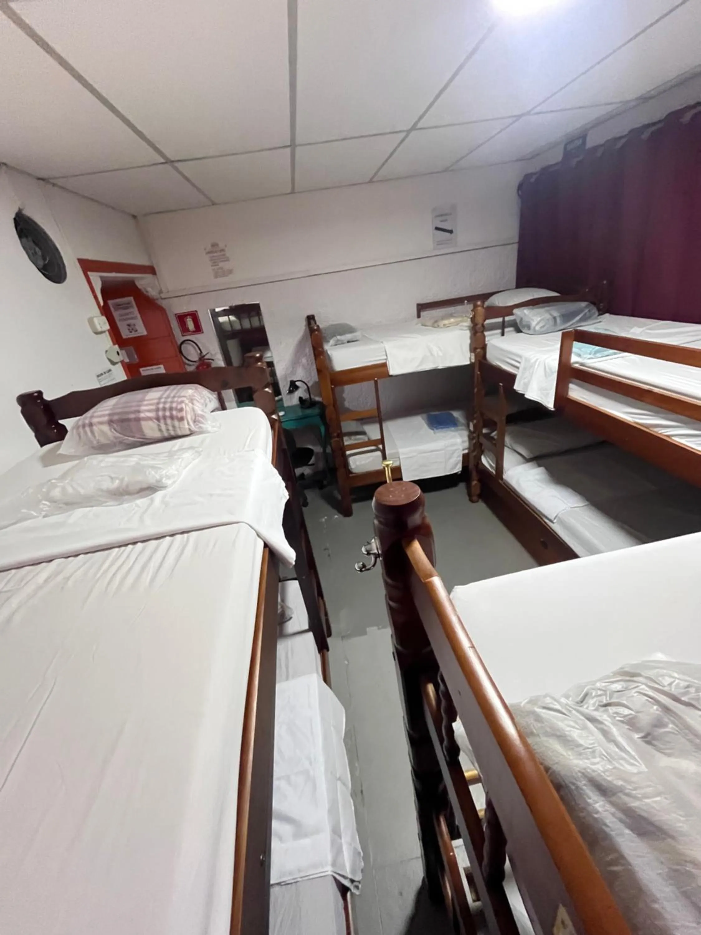 Photo of the whole room in COACHHOSTEL7