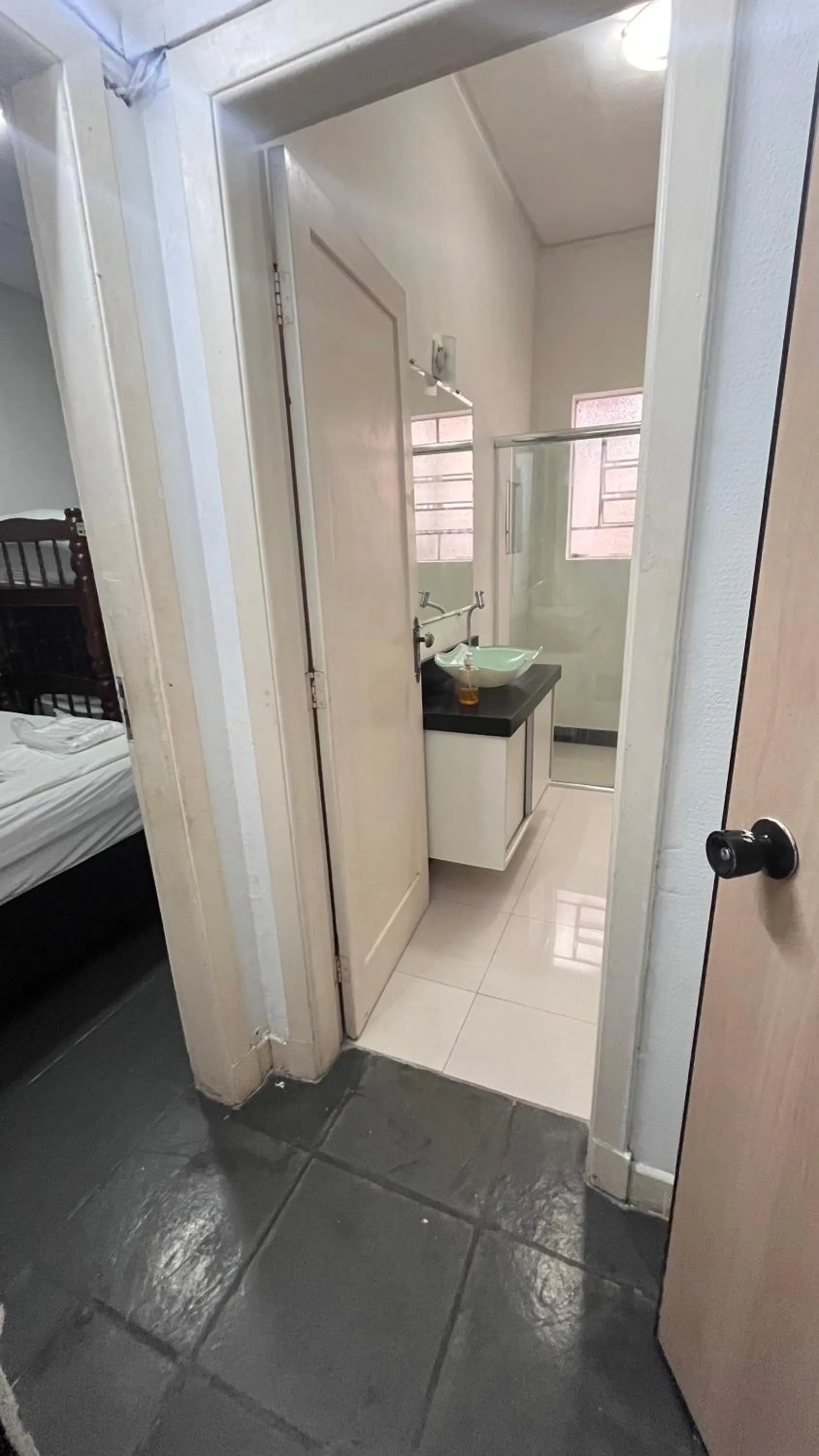 Bathroom in COACHHOSTEL7