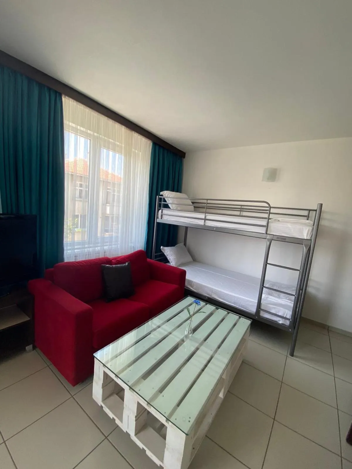 Lilia 2 Family Hotel