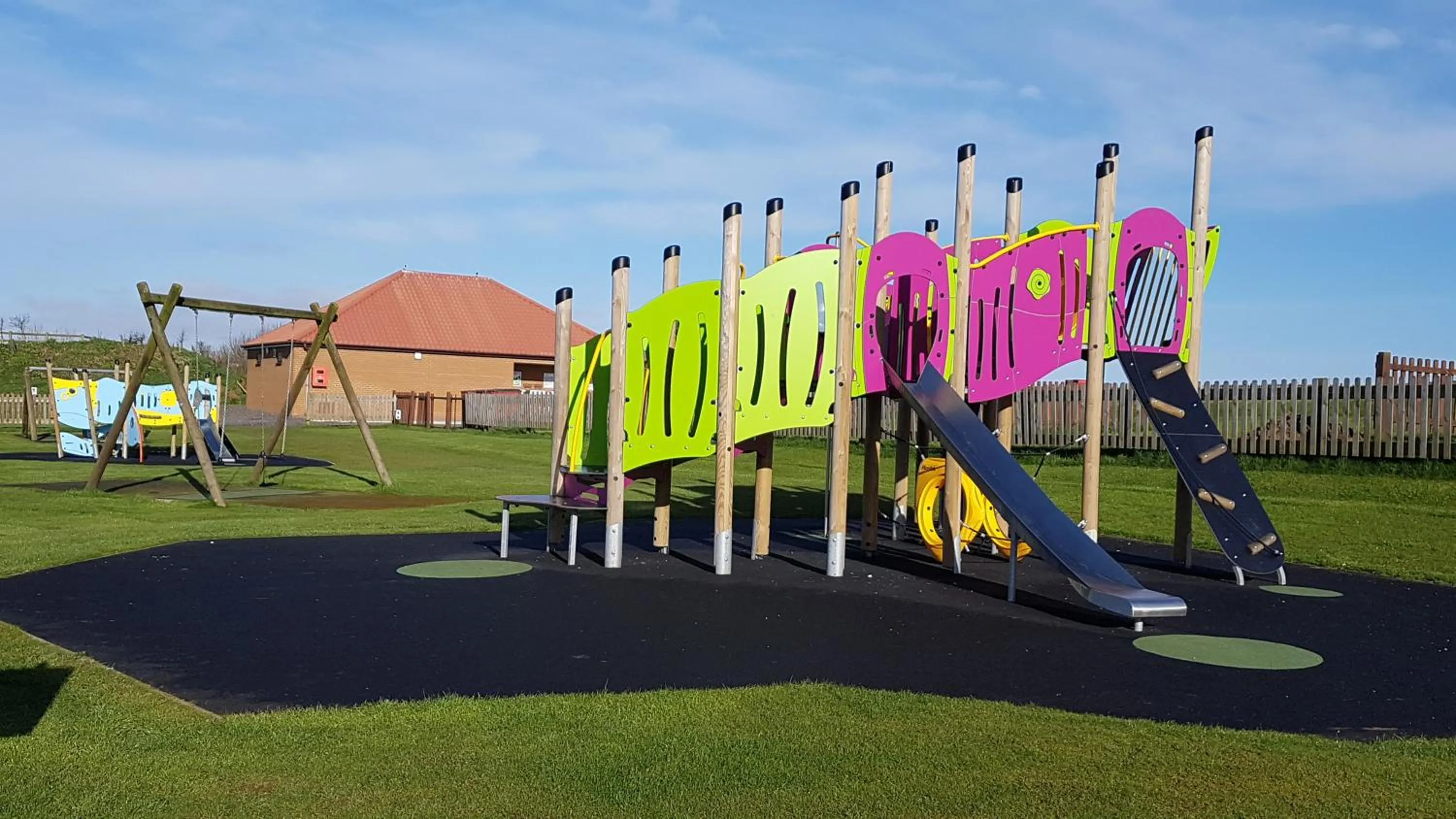 Area and facilities in Crows Nest Caravan Park