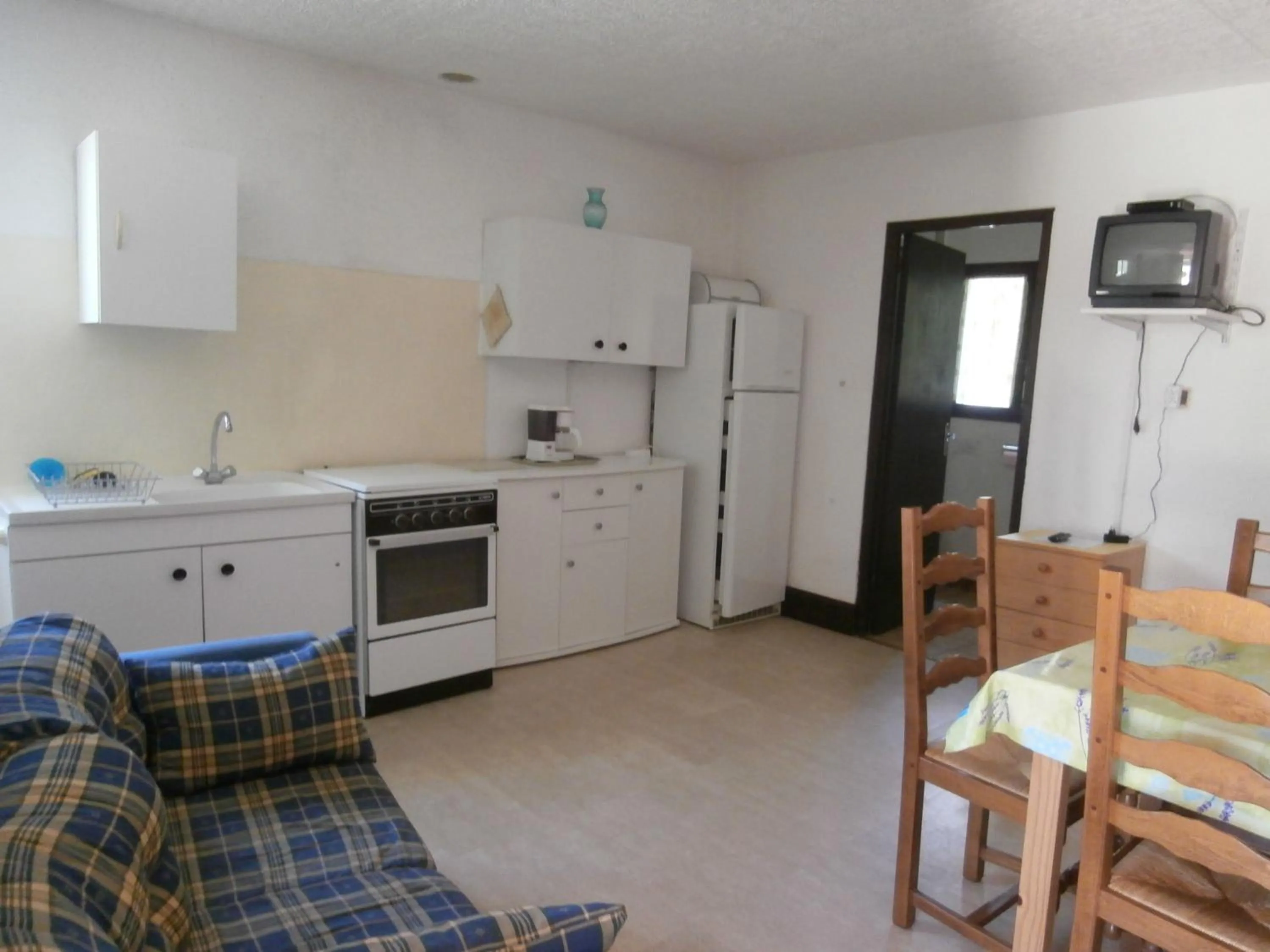 Kitchen or kitchenette in Le Claux des Hespérides