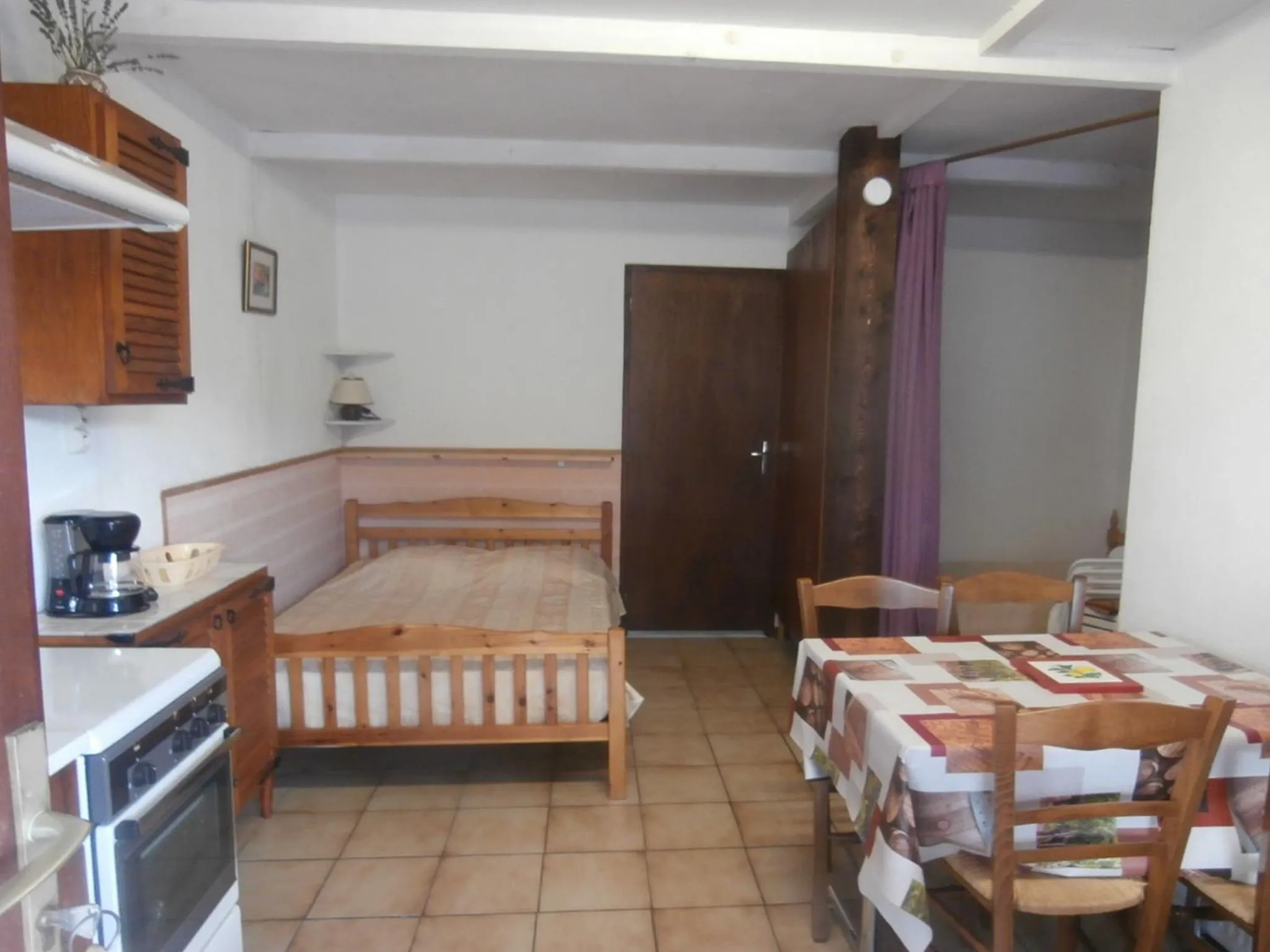 Kitchen or kitchenette in Le Claux des Hespérides