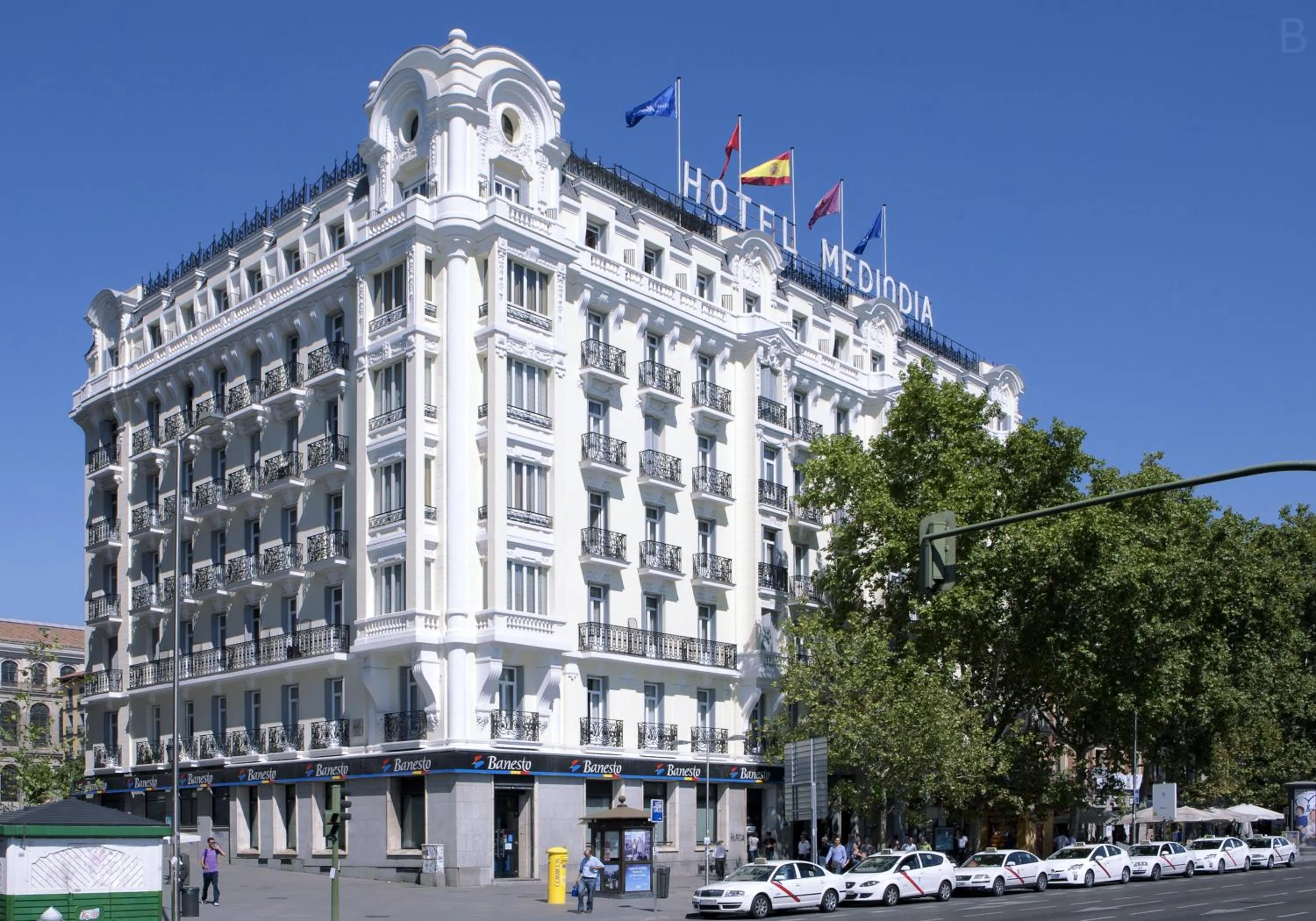 Property building in Hotel Mediodia