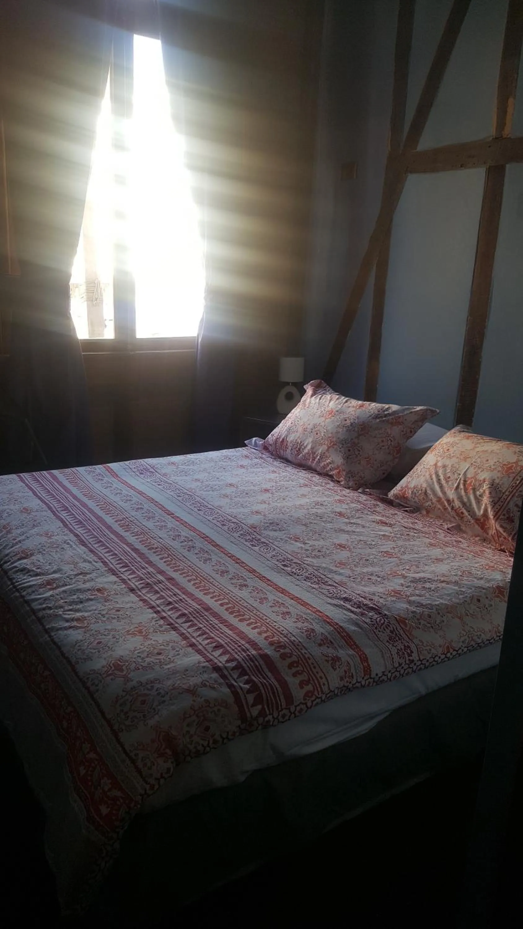 Bed in Hotel Reina Victoria Valparaíso