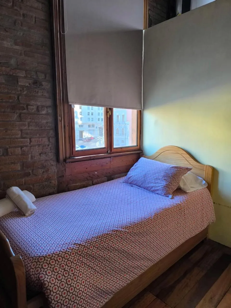 Bed in Hotel Reina Victoria Valparaíso