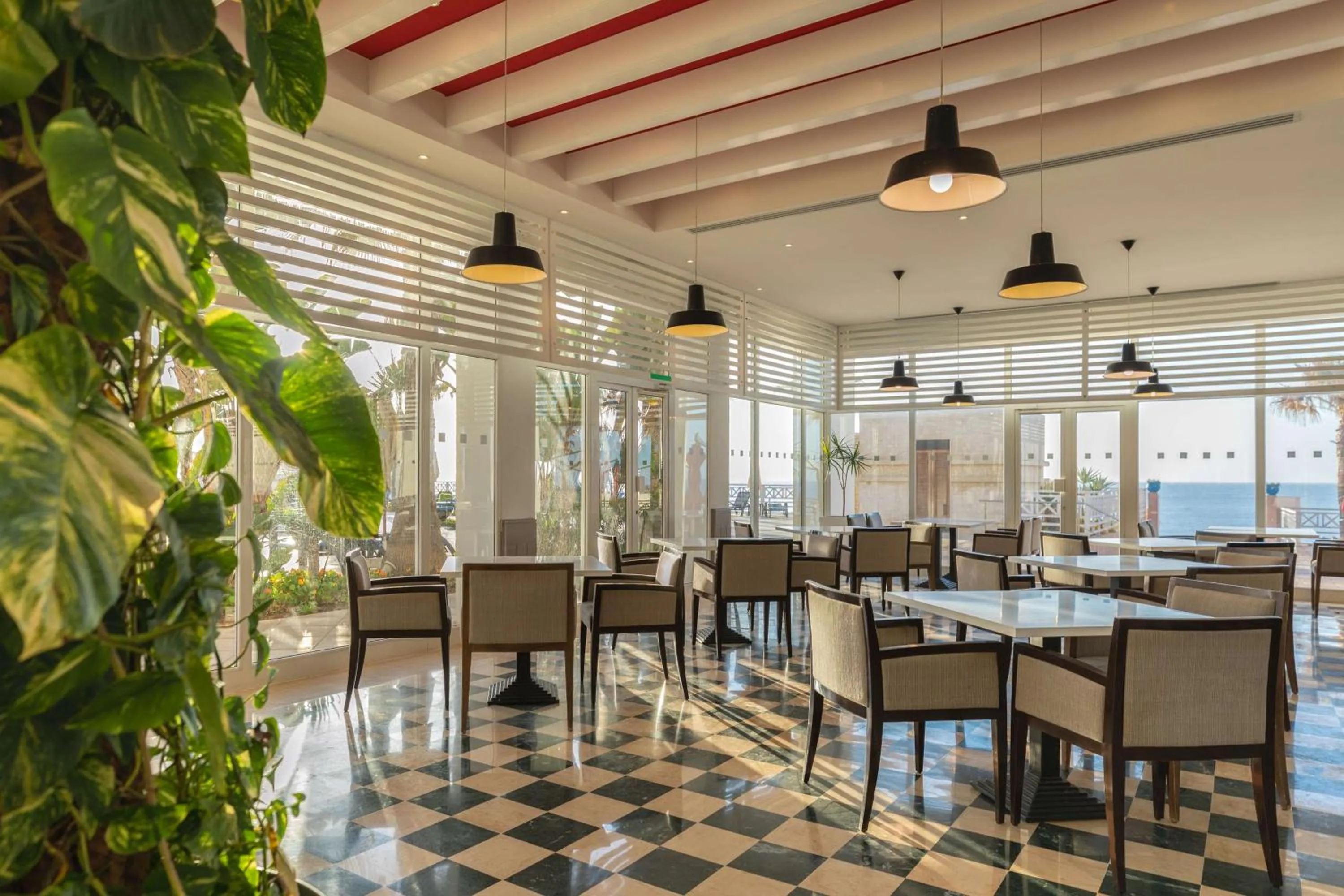 Restaurant/places to eat in Radisson Blu Resort & Thalasso Hammamet