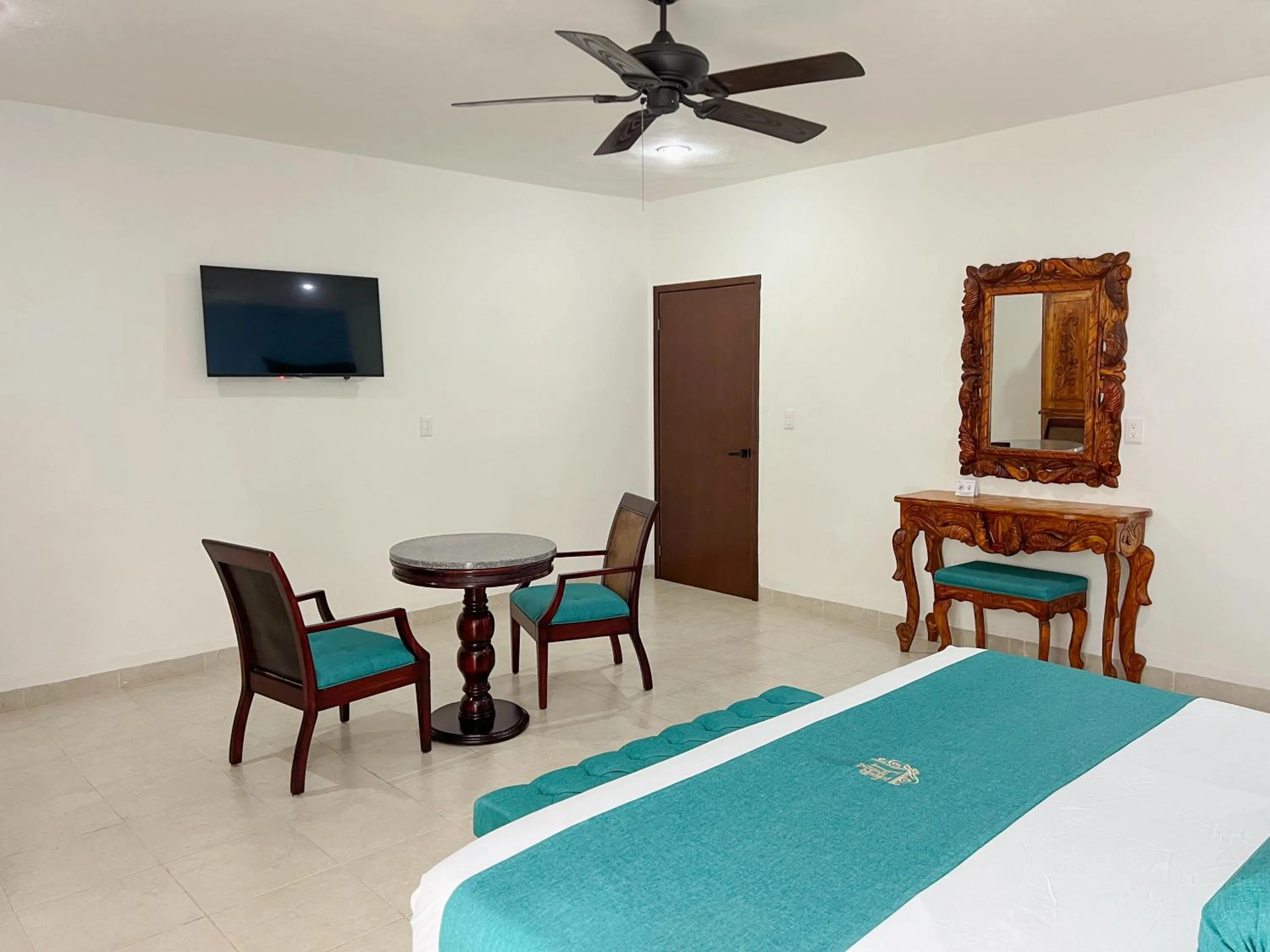 Bedroom, Bed in Hotel Fundadores