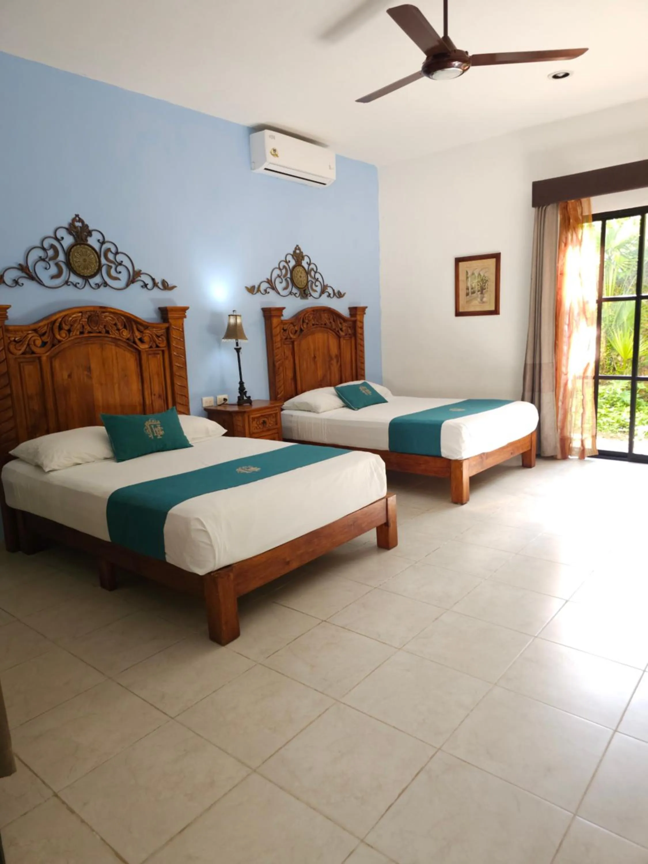 Bedroom, Bed in Hotel Fundadores