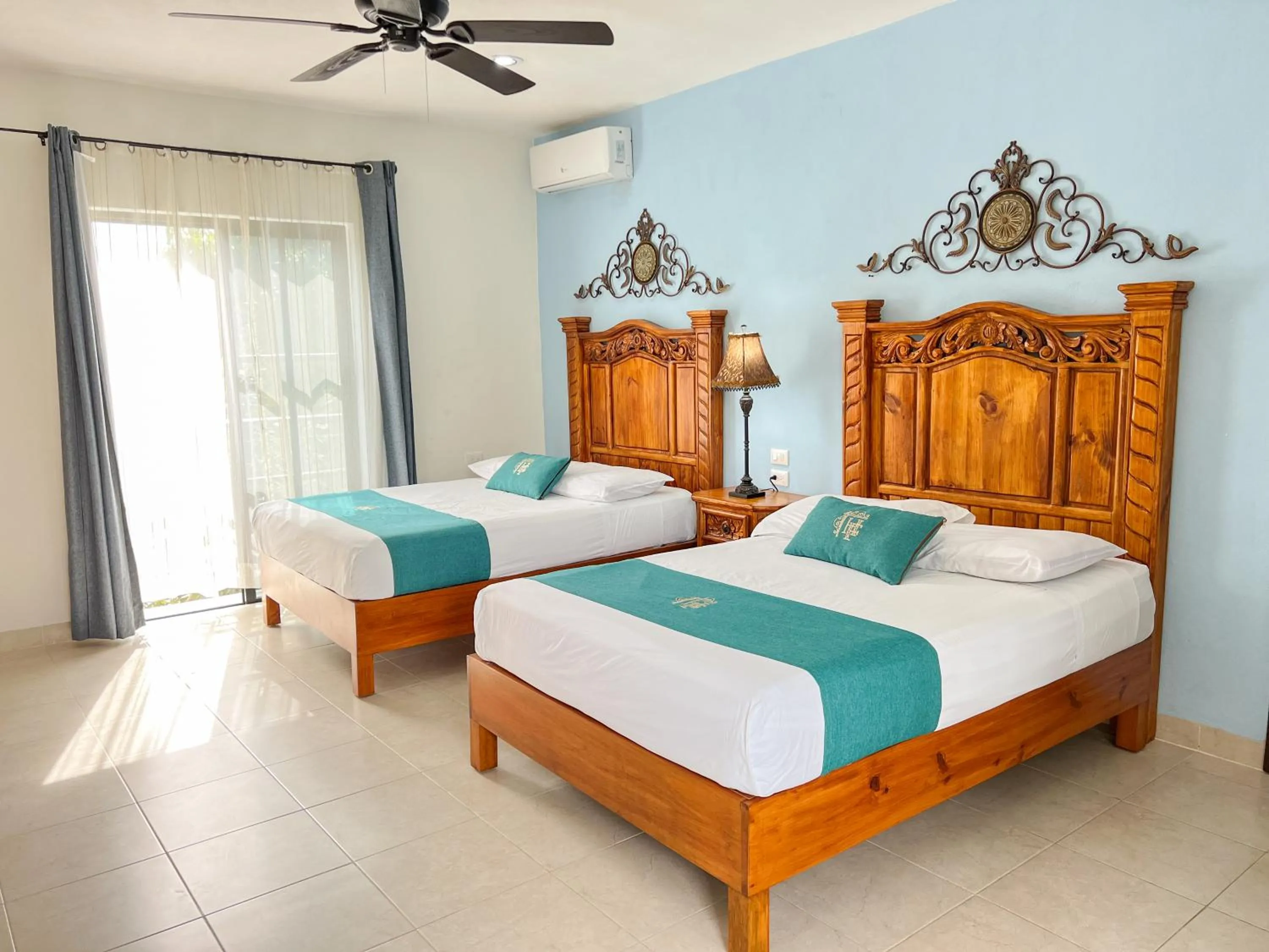 Bedroom, Bed in Hotel Fundadores