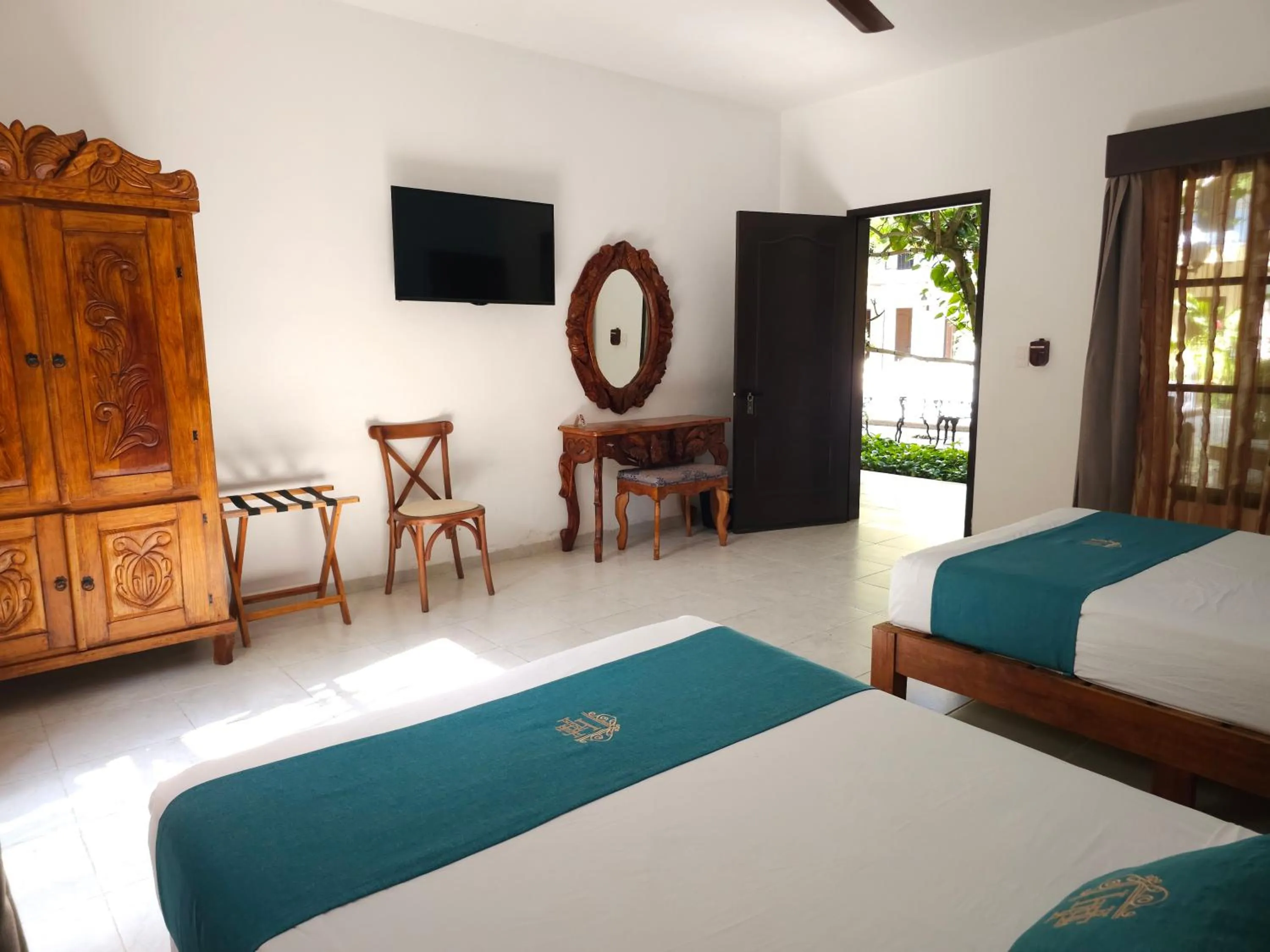 Bedroom, Bed in Hotel Fundadores