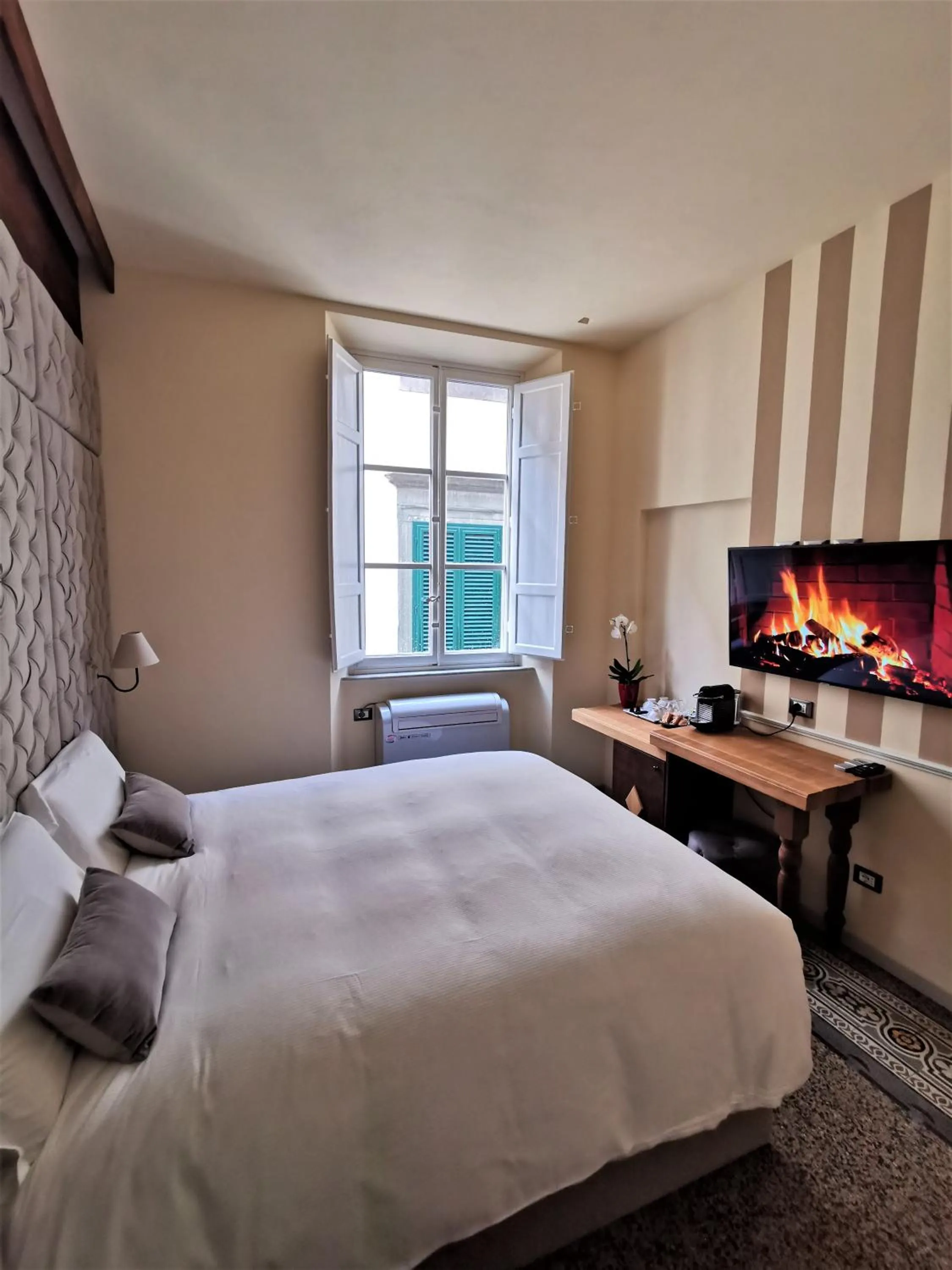 Bedroom, Bed in Chalet Lucca