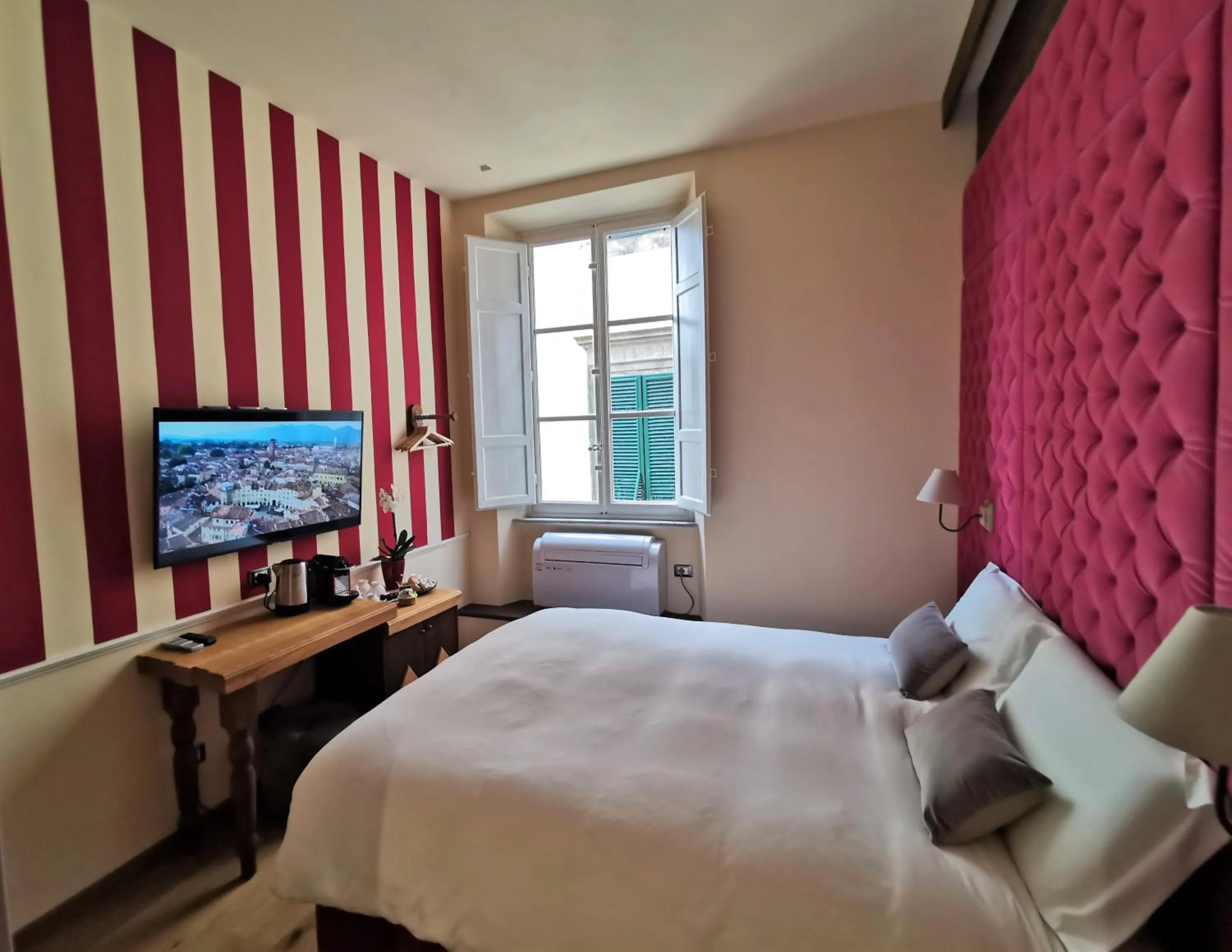 Bedroom, Bed in Chalet Lucca