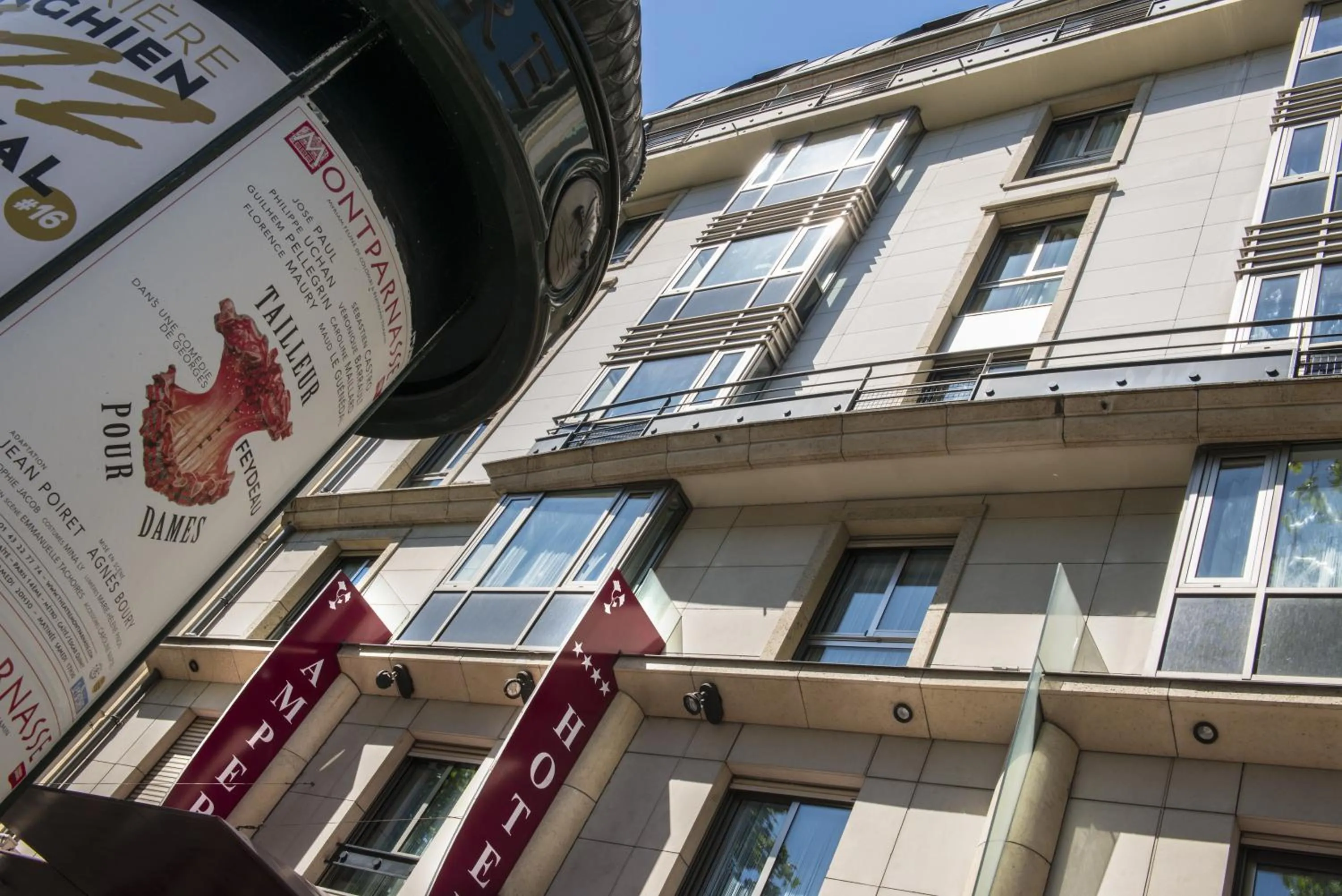 Property building in Ampère