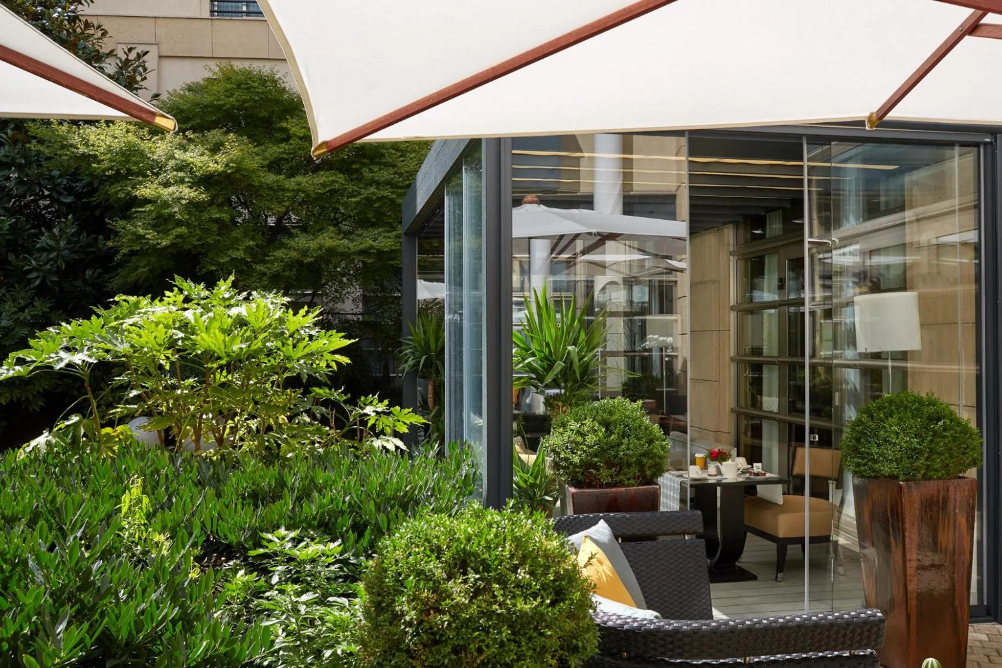 Property building in Ampère