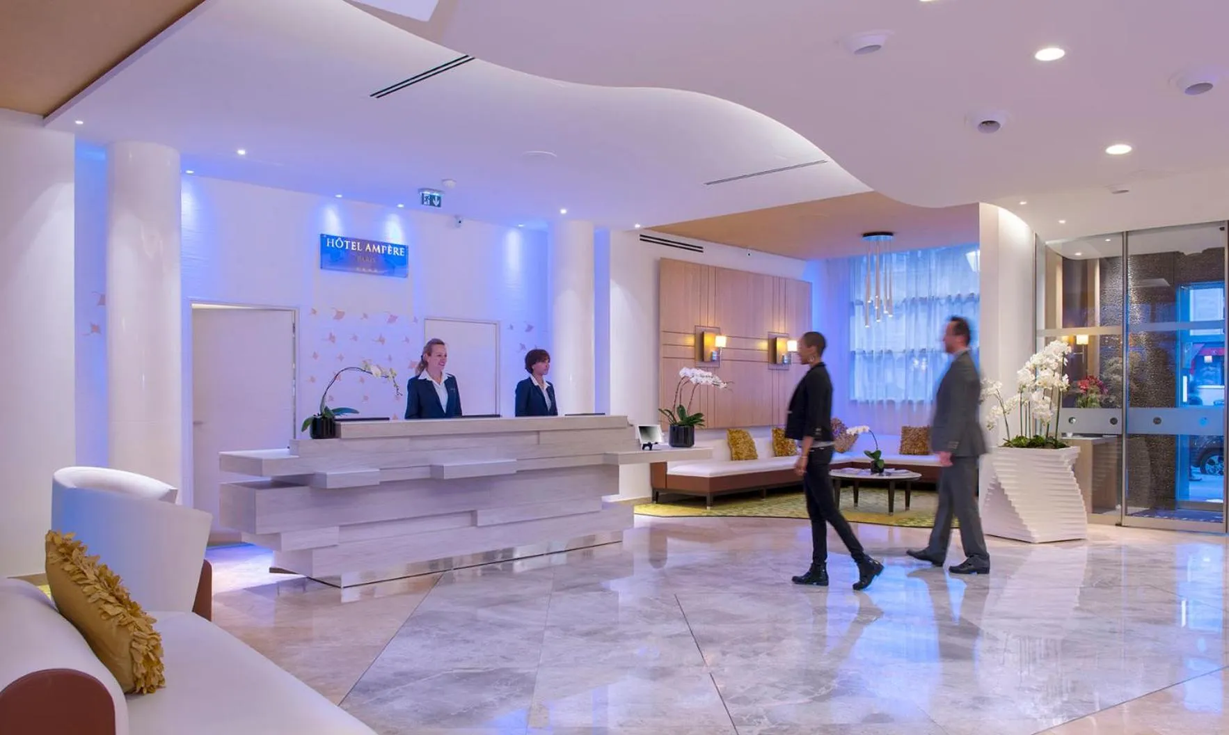 Property building in Ampère