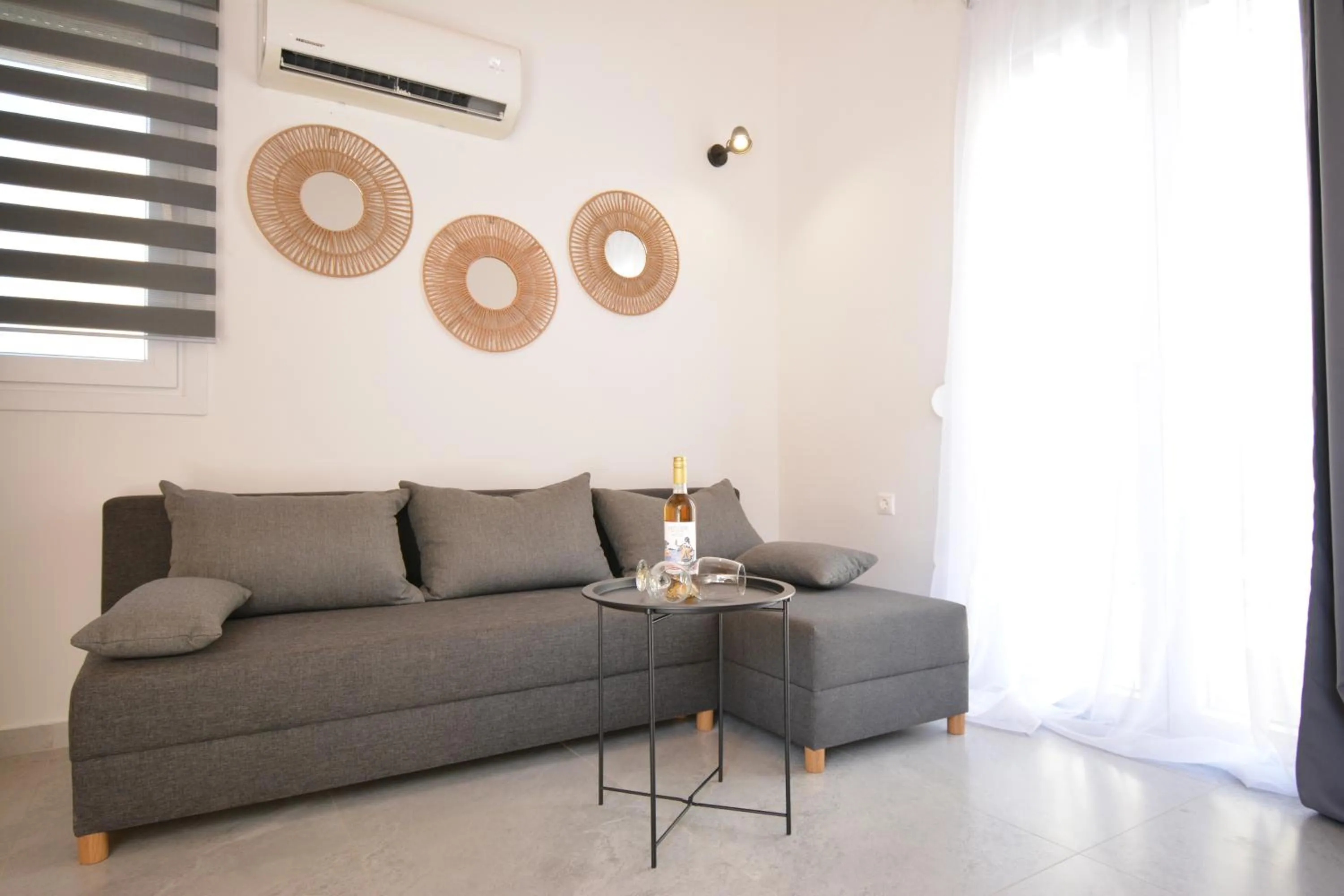 Michalianna Suites "by Checkin"