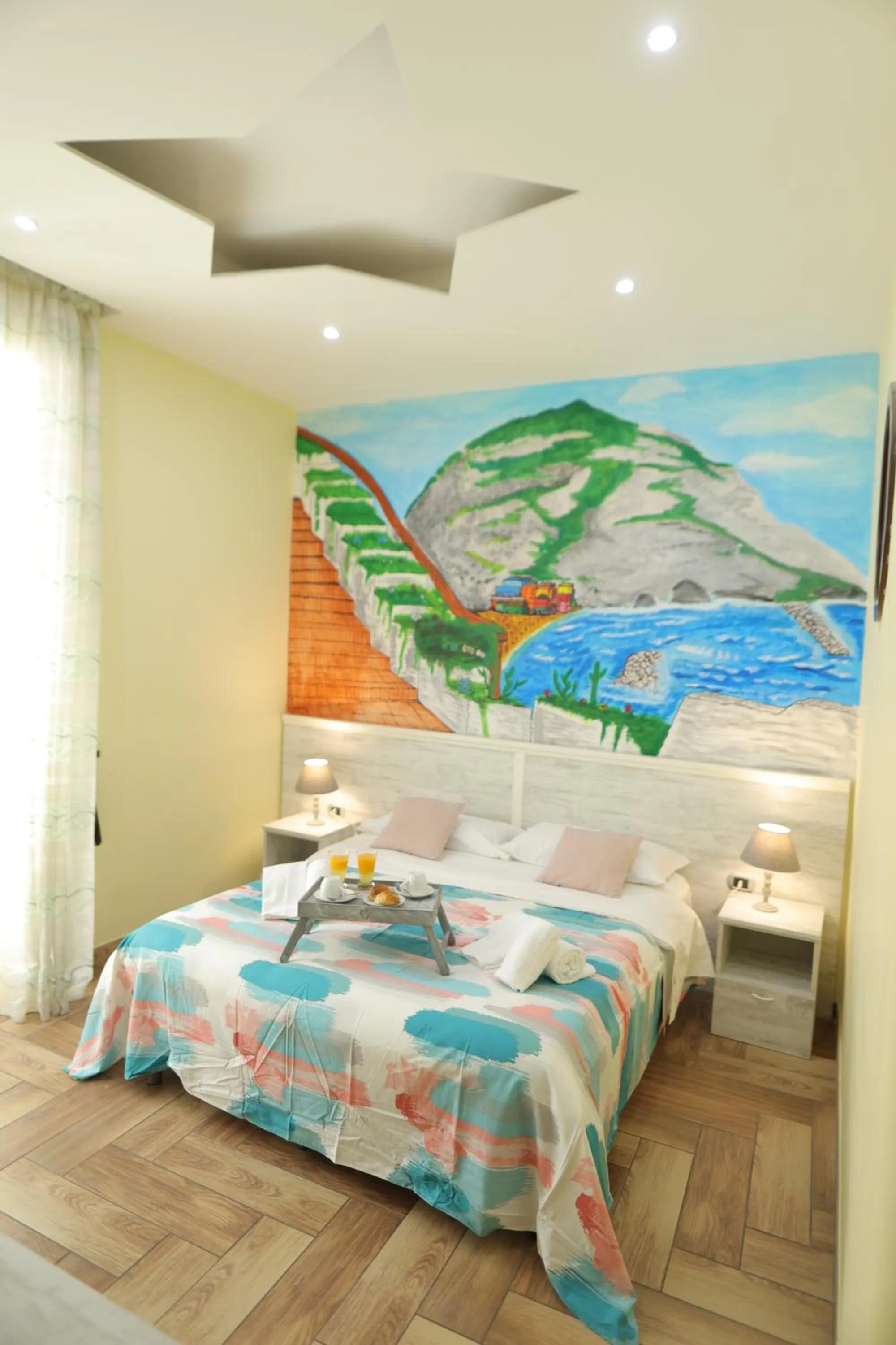 Bedroom, Bed in L'Ammor e Napule