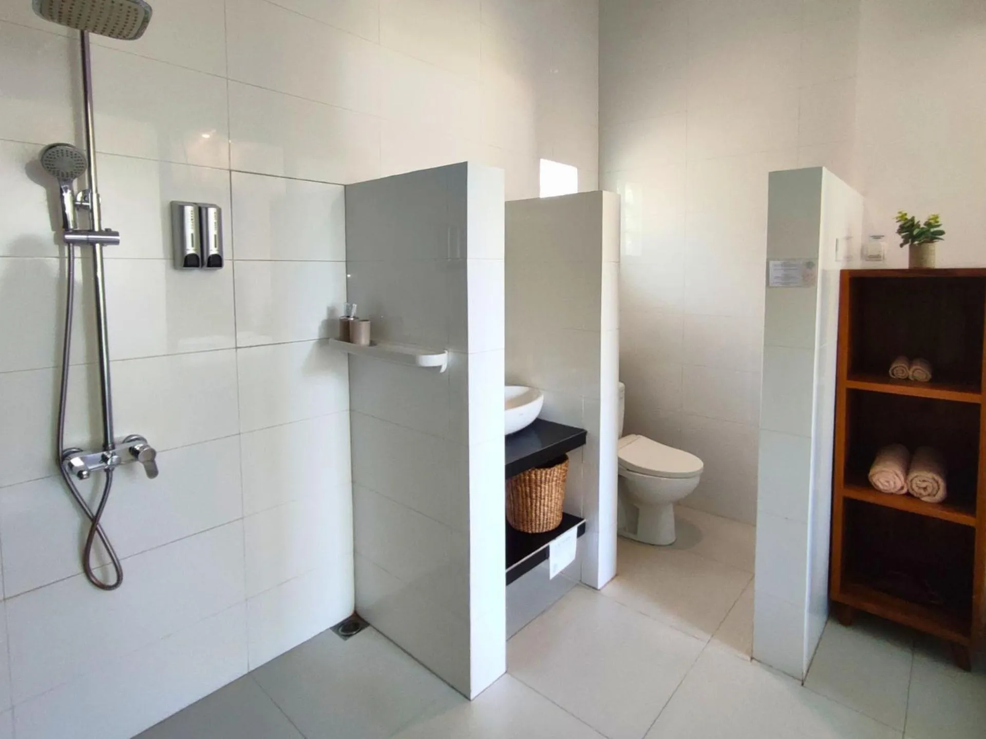 Bathroom in The Happinezz Hills Hotel