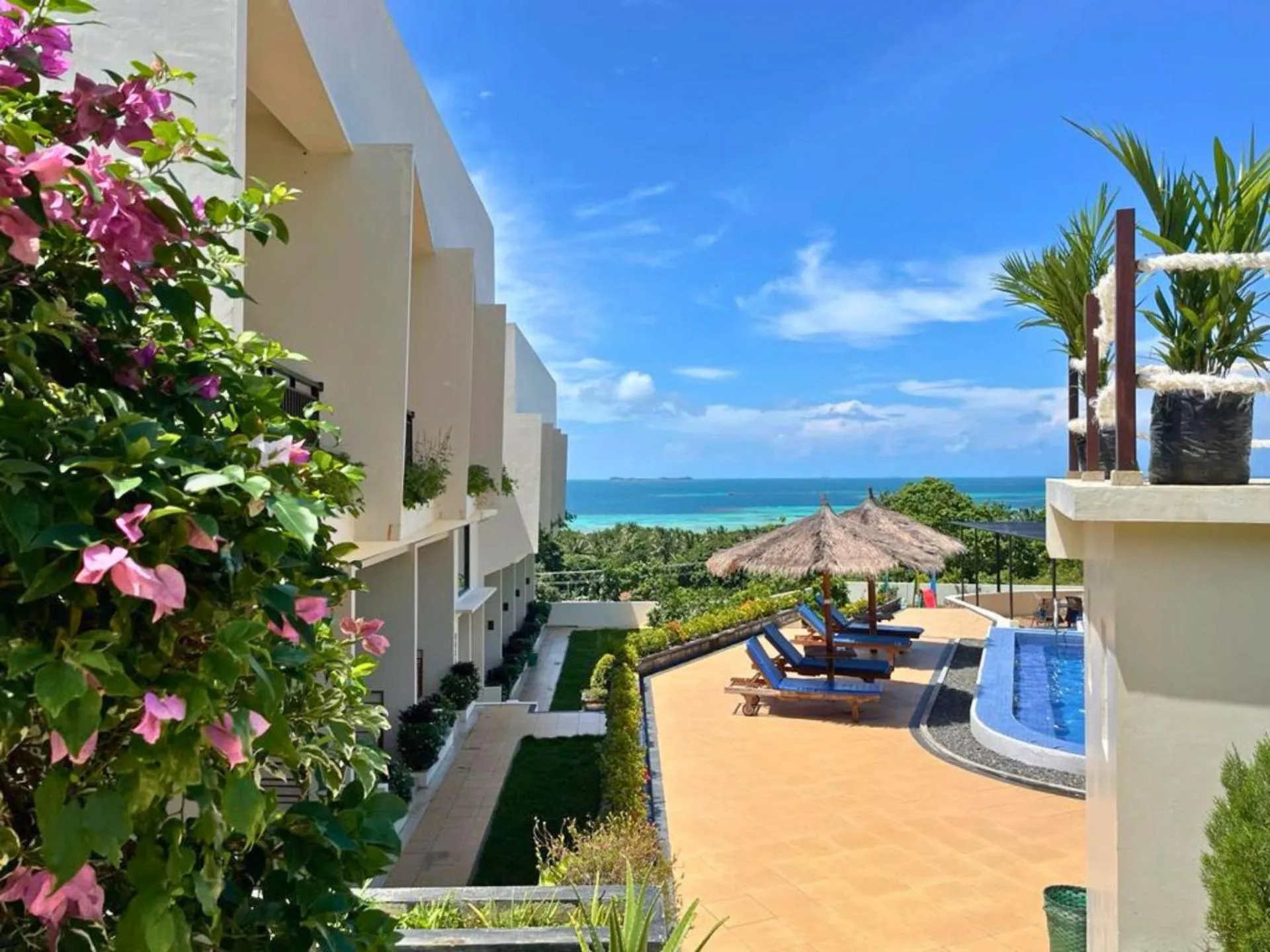 Sea view in The Happinezz Hills Hotel