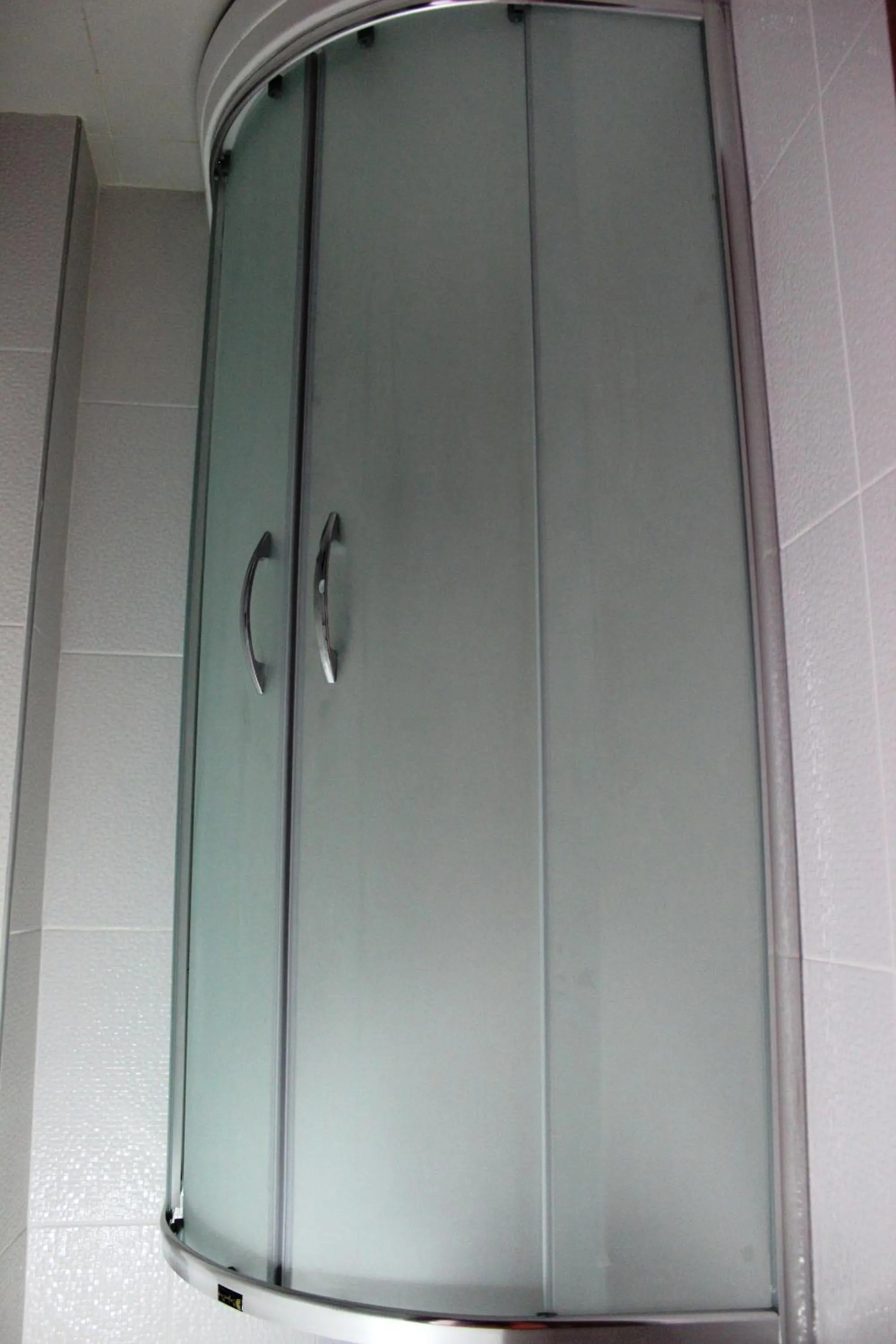 Bathroom in Kadikoy Otel