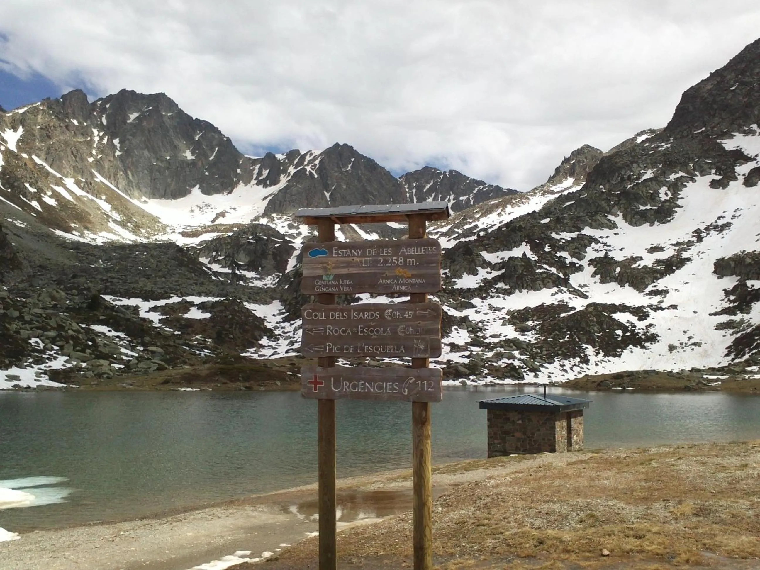 Hiking in Hotel Mirtil