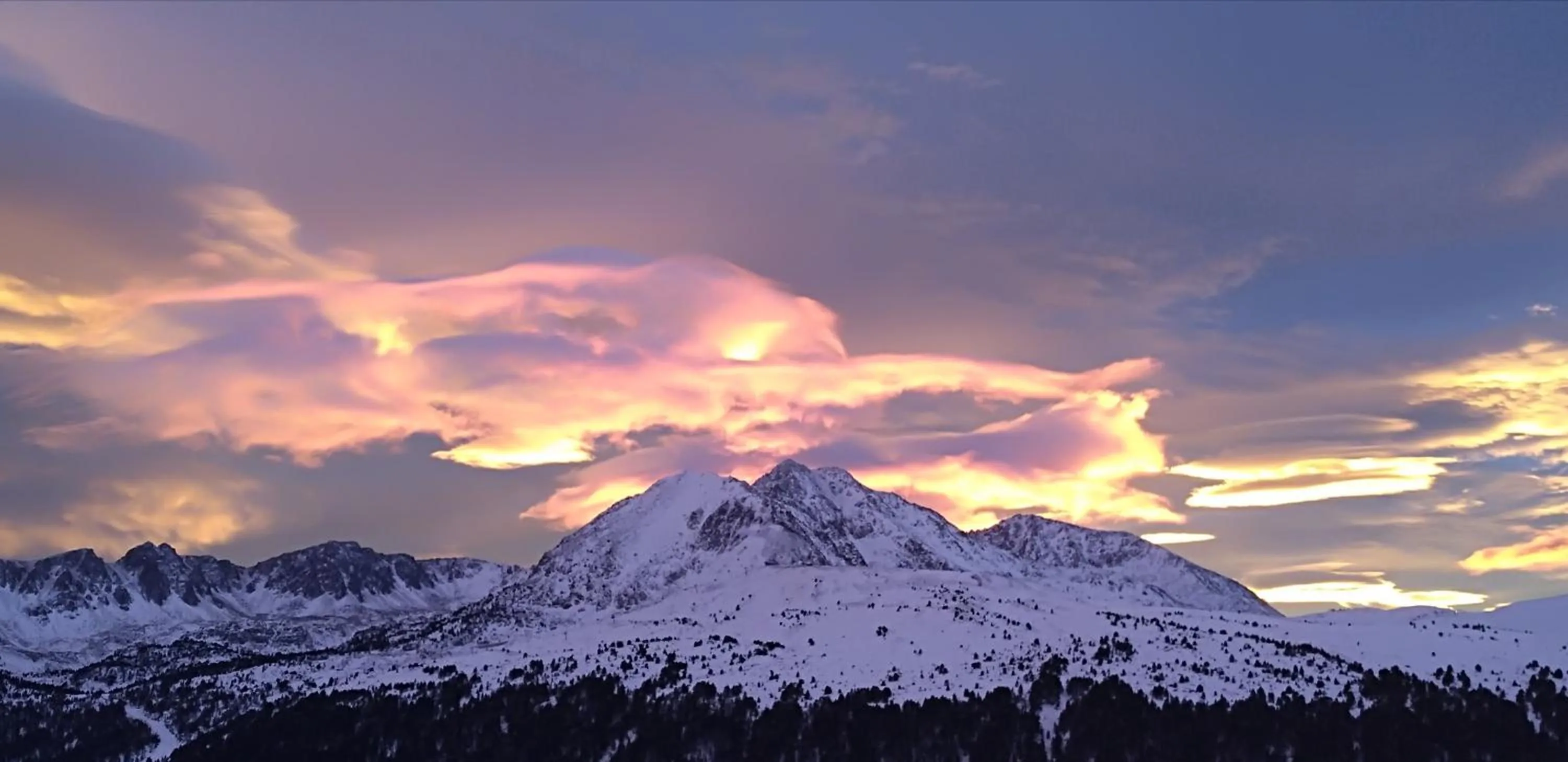 Sunset in Hotel Mirtil