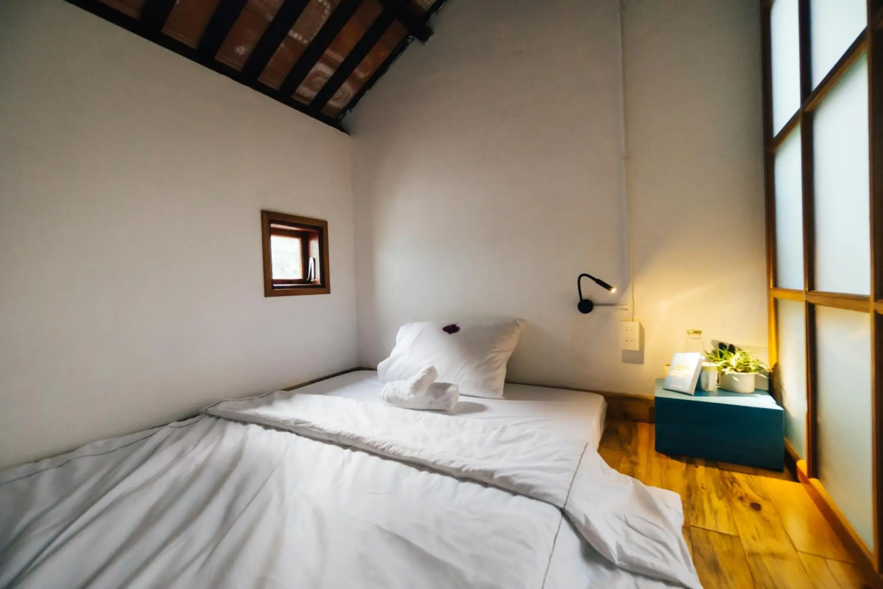 Standard Single Room in a-mâze house Standard Single Room in a-mâze house