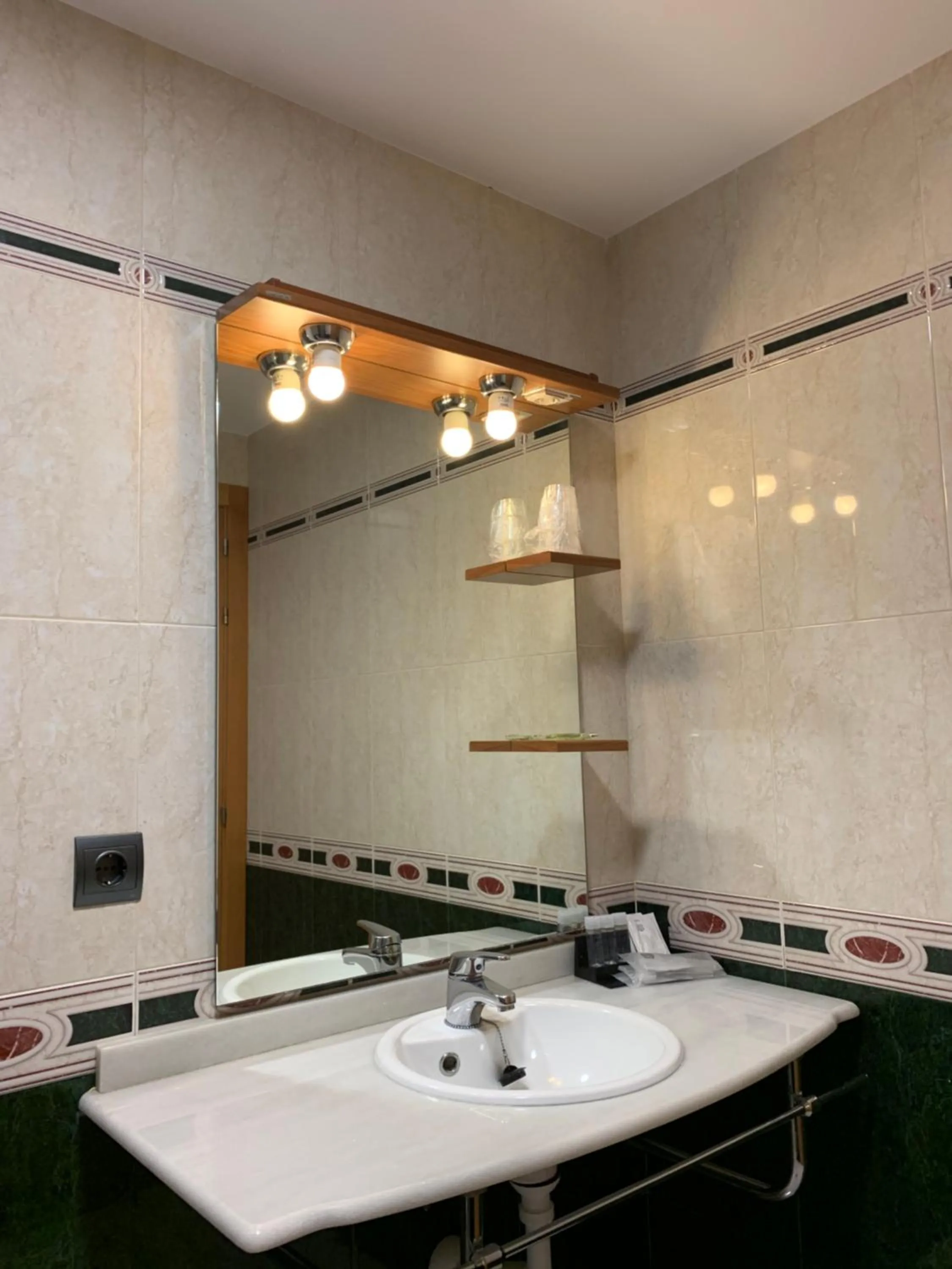 Hostal Monasterio de Rueda