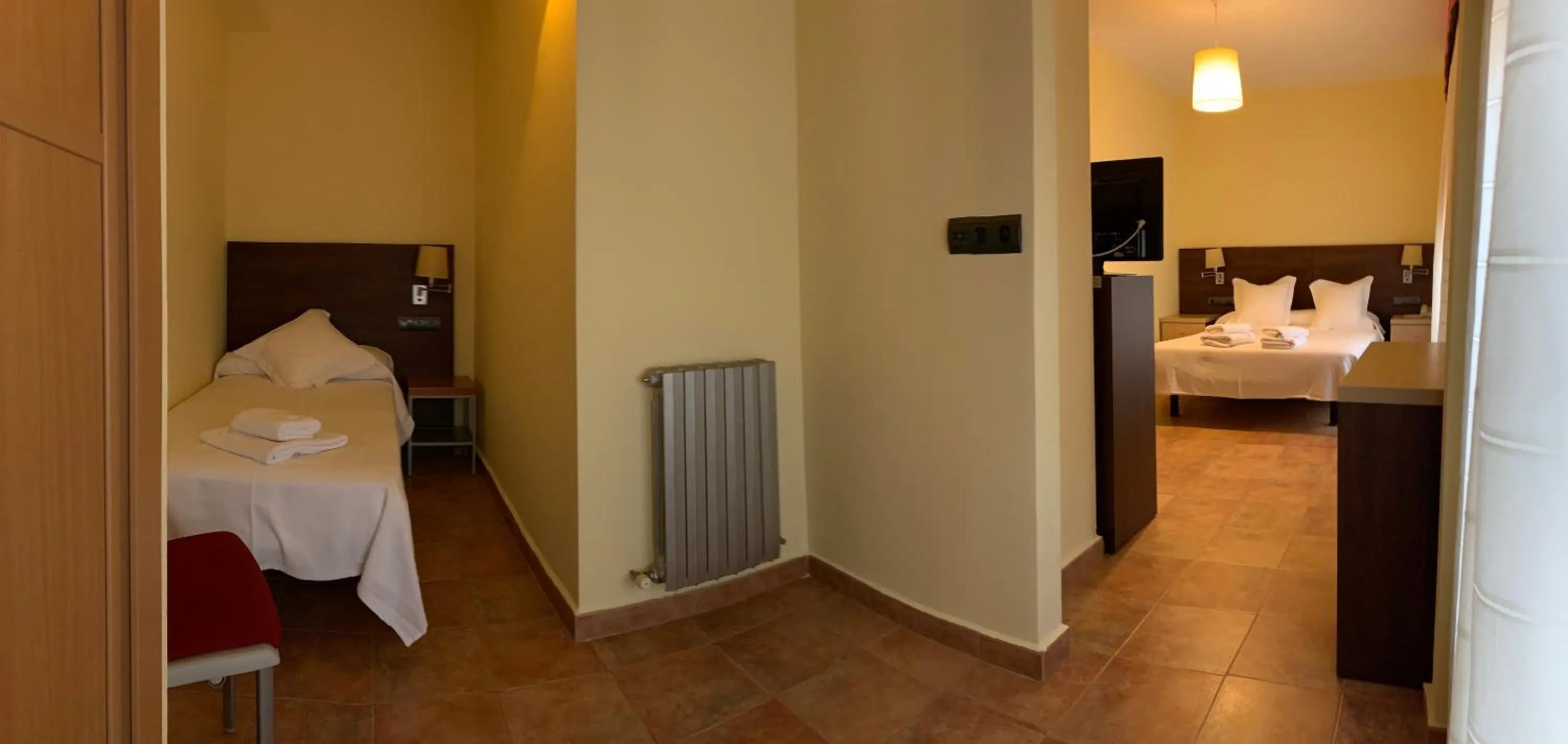 Bed in Hostal Monasterio de Rueda