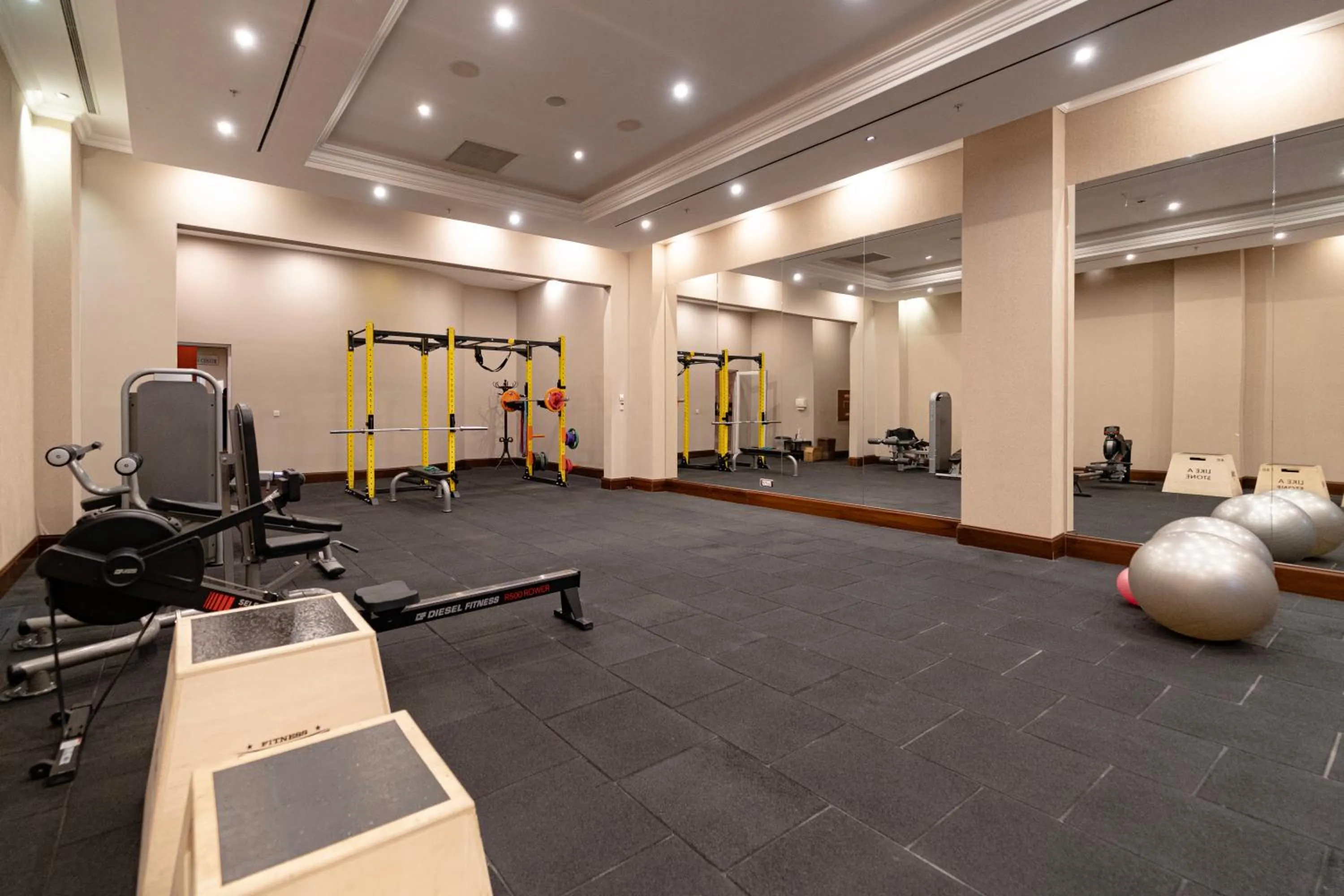 Fitness centre/facilities in Wellborn Luxury Hotel