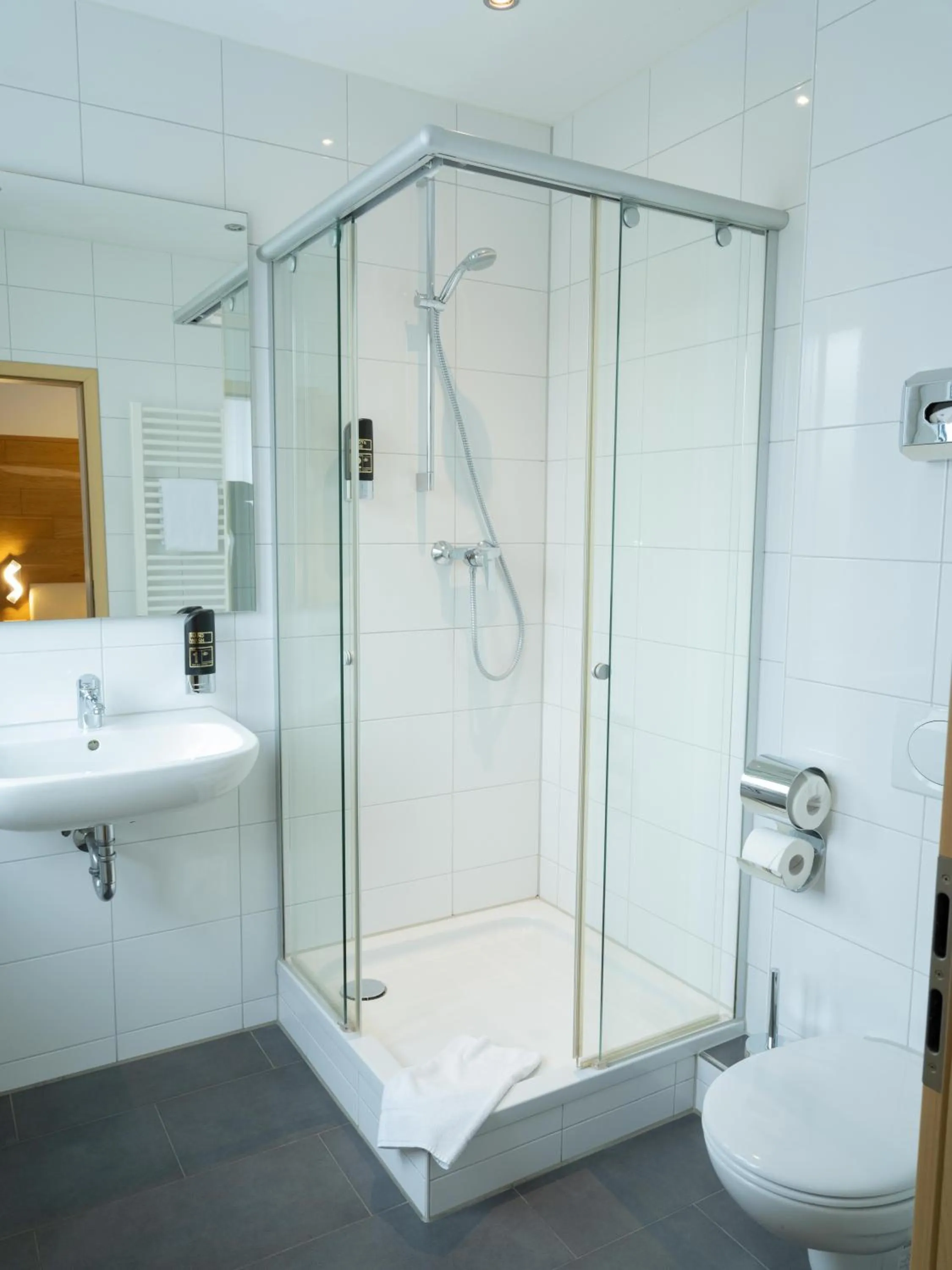 Bathroom in DONAUHOTEL Ingolstadt