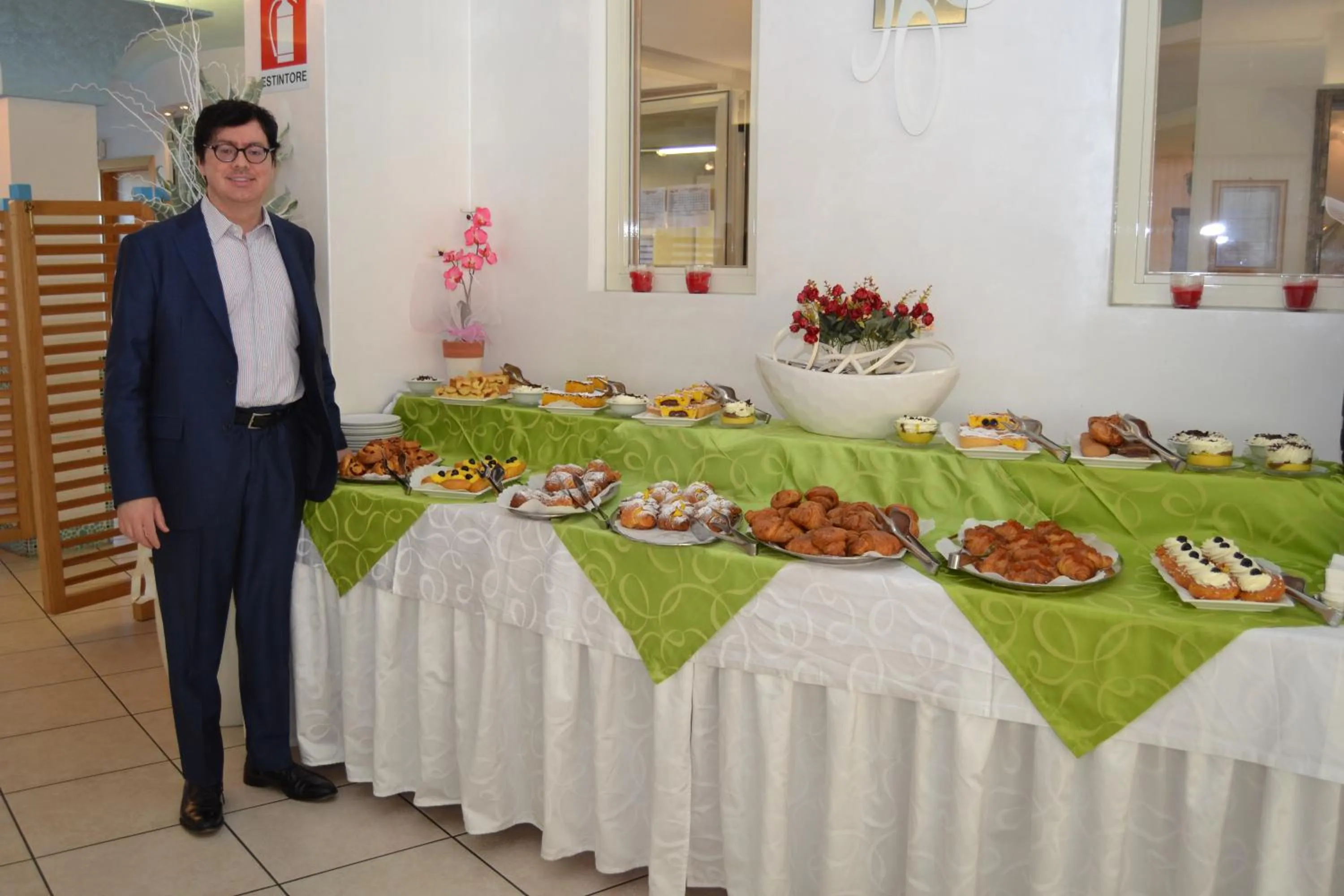 Buffet breakfast in Hotel Zenith