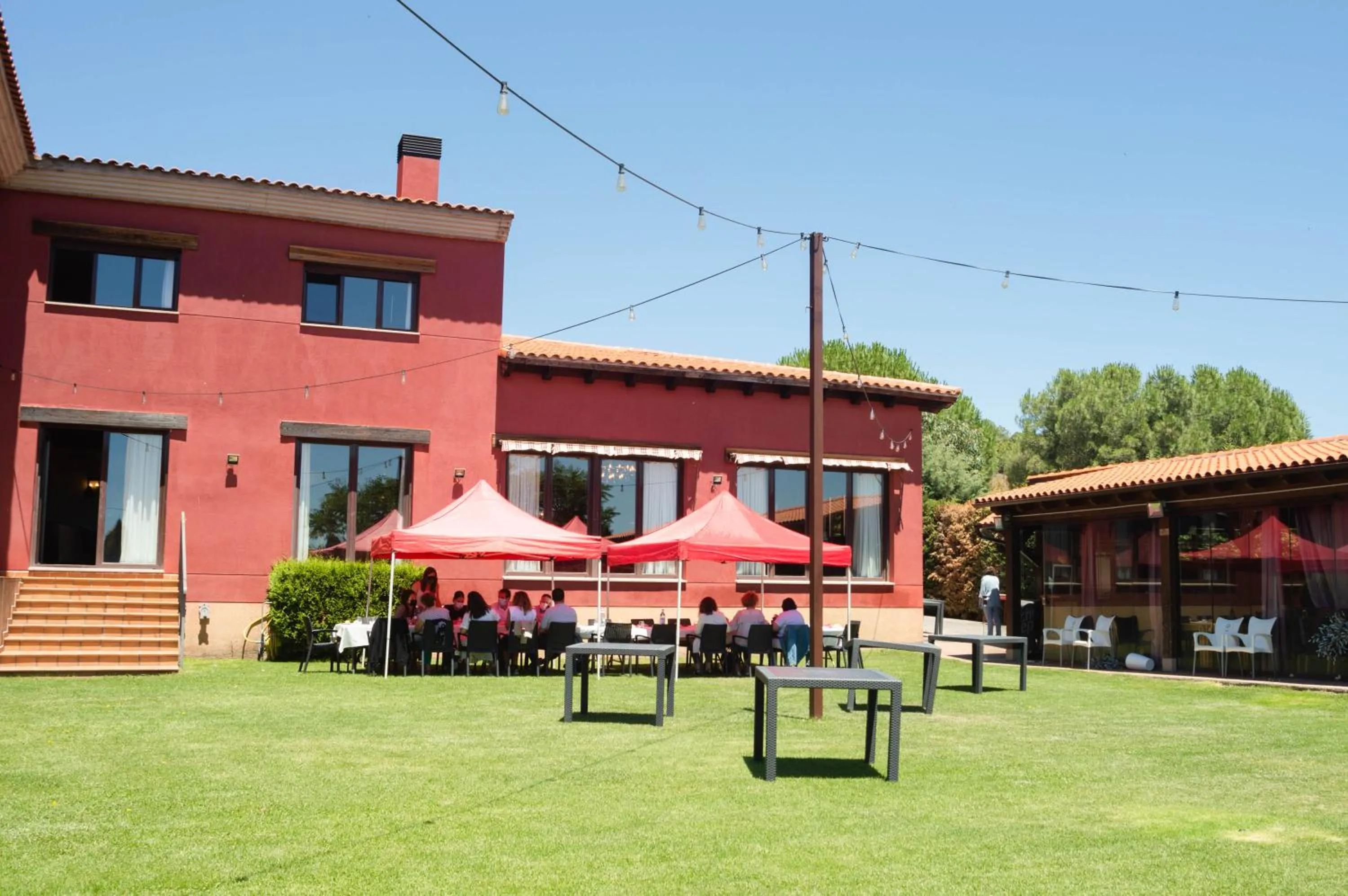 Restaurant/places to eat in Hotel El Rondón