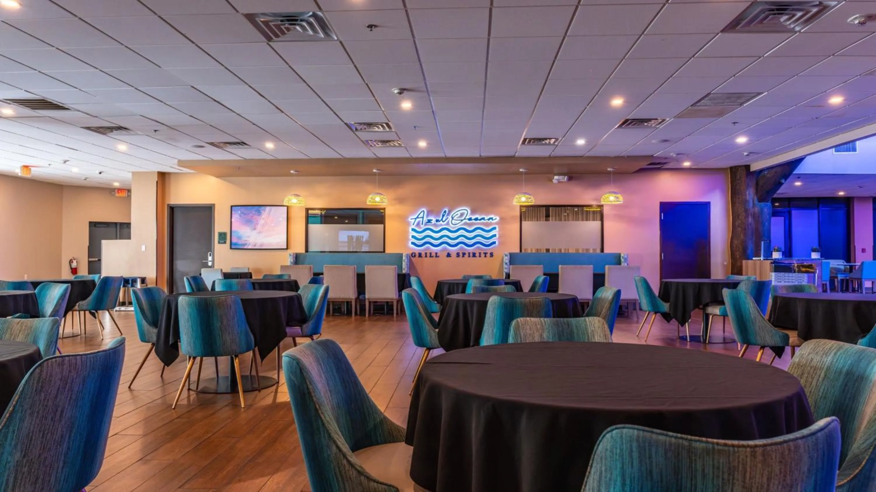 Restaurant/places to eat in Holiday Inn Resort South Padre Island-Beach Front by IHG