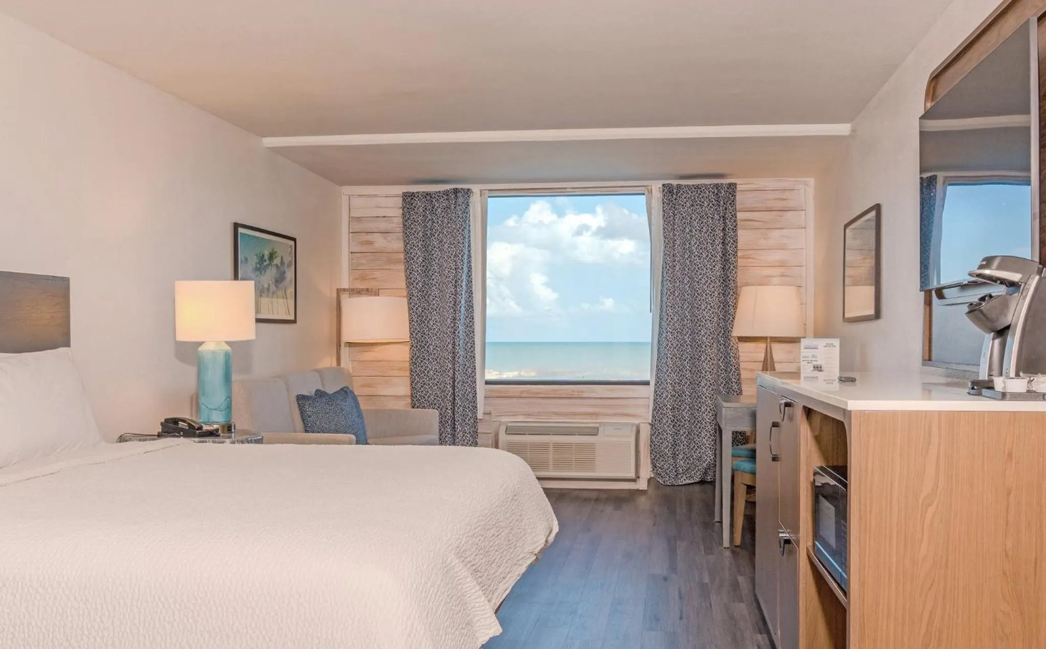 Photo of the whole room, Bed in Holiday Inn Resort South Padre Island-Beach Front by IHG