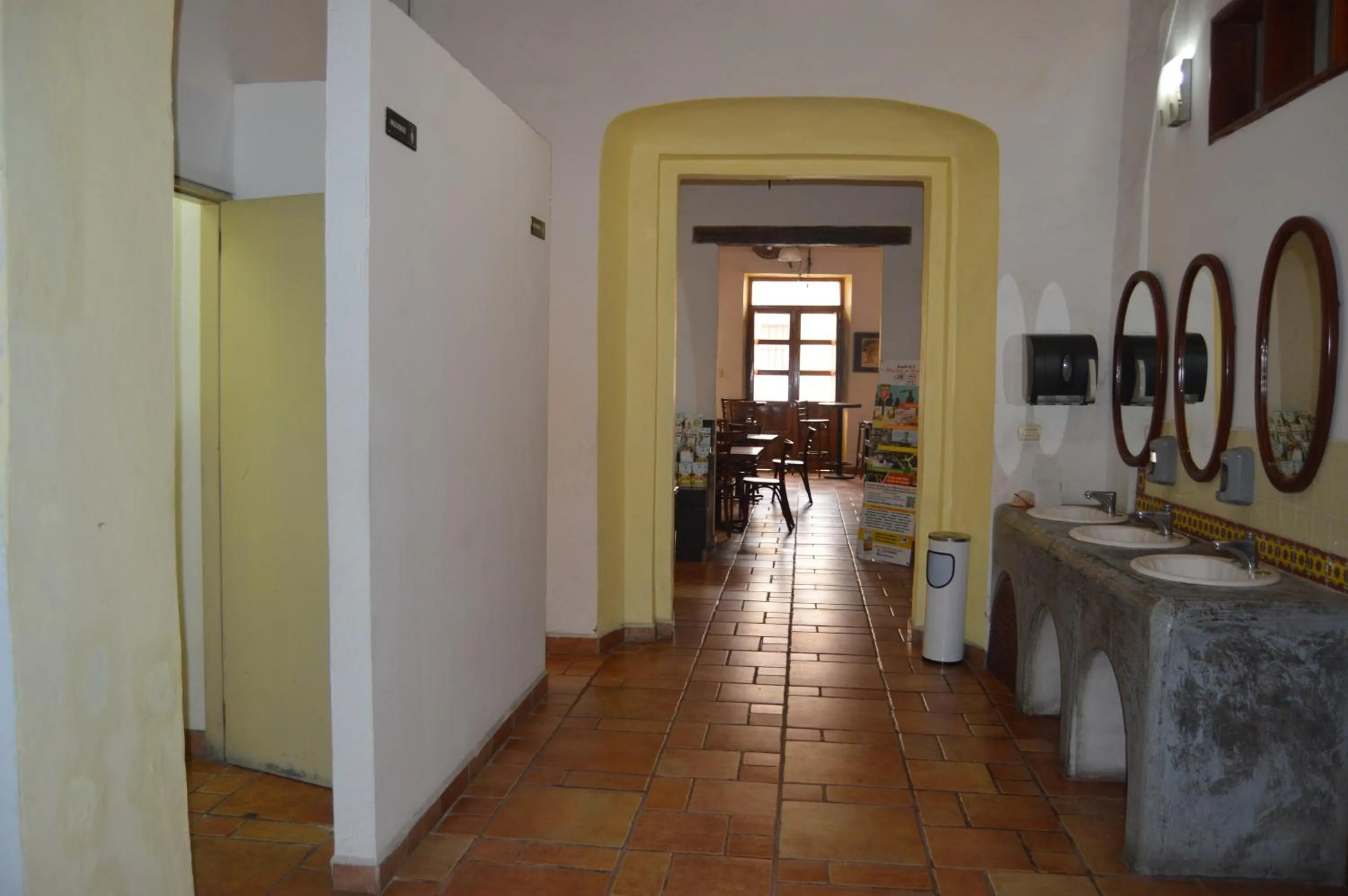 Property building in Hotel Meson del Mar