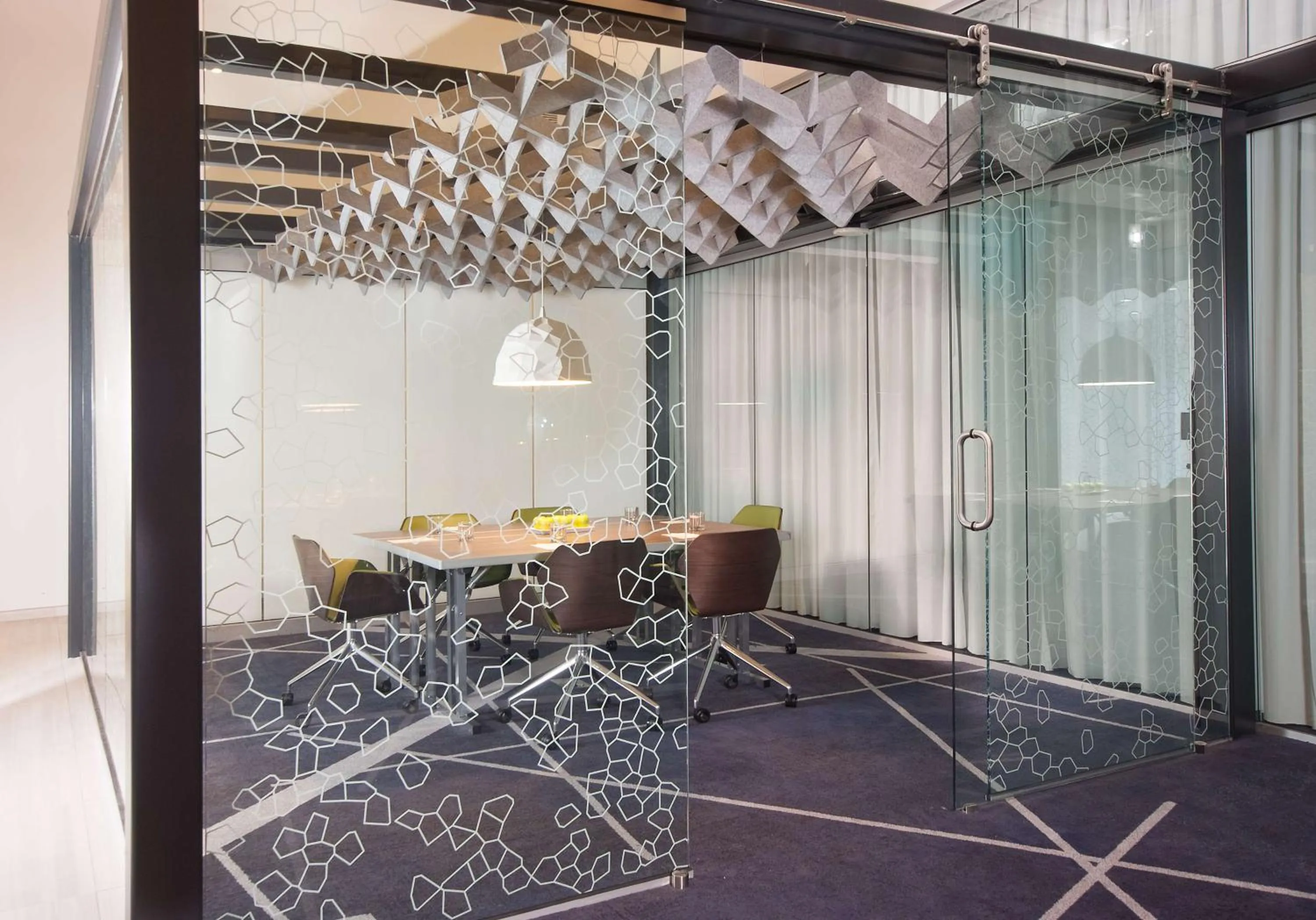 Meeting/conference room in Embassy Suites by Hilton Raleigh Crabtree