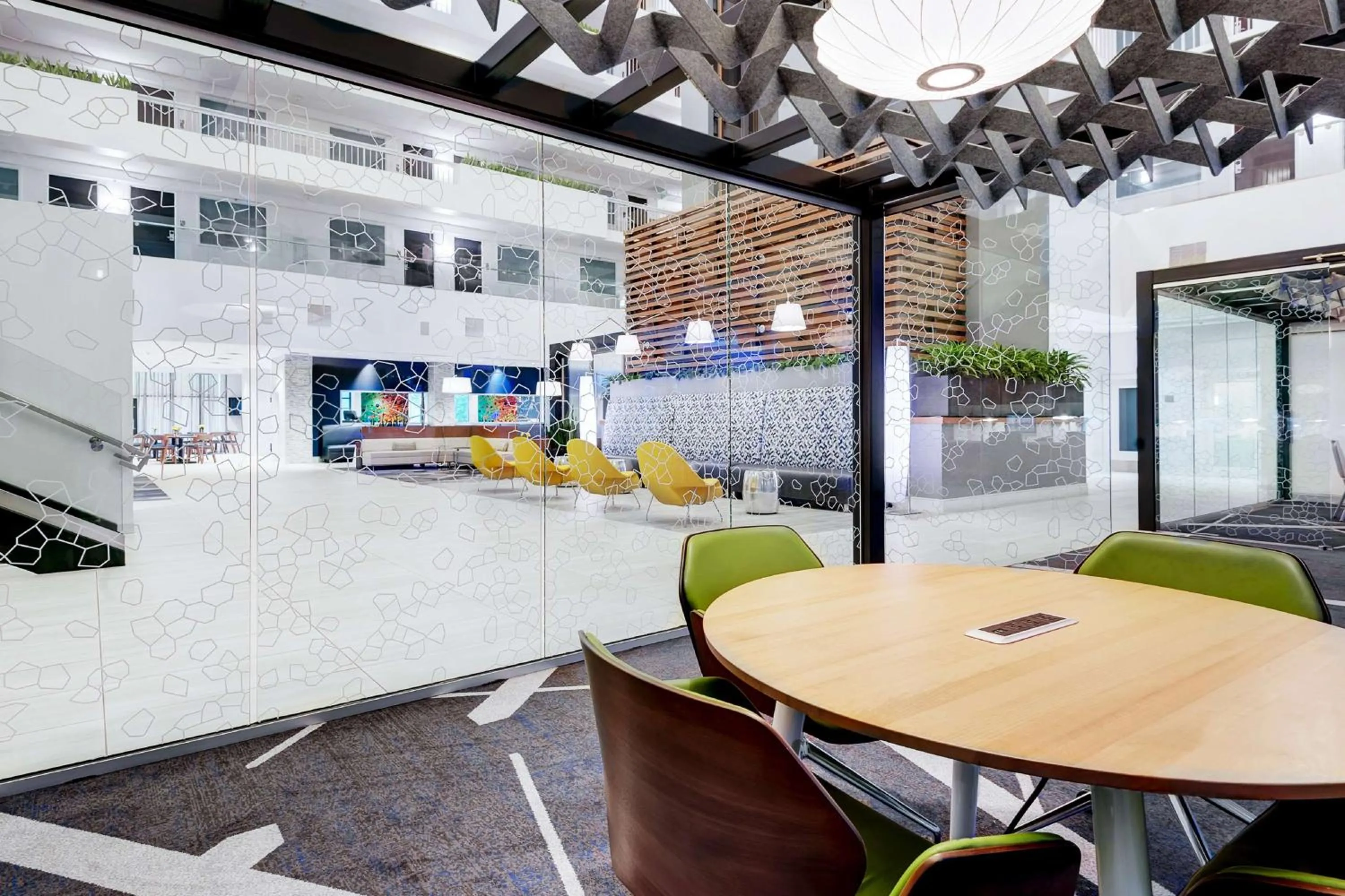 Meeting/conference room in Embassy Suites by Hilton Raleigh Crabtree