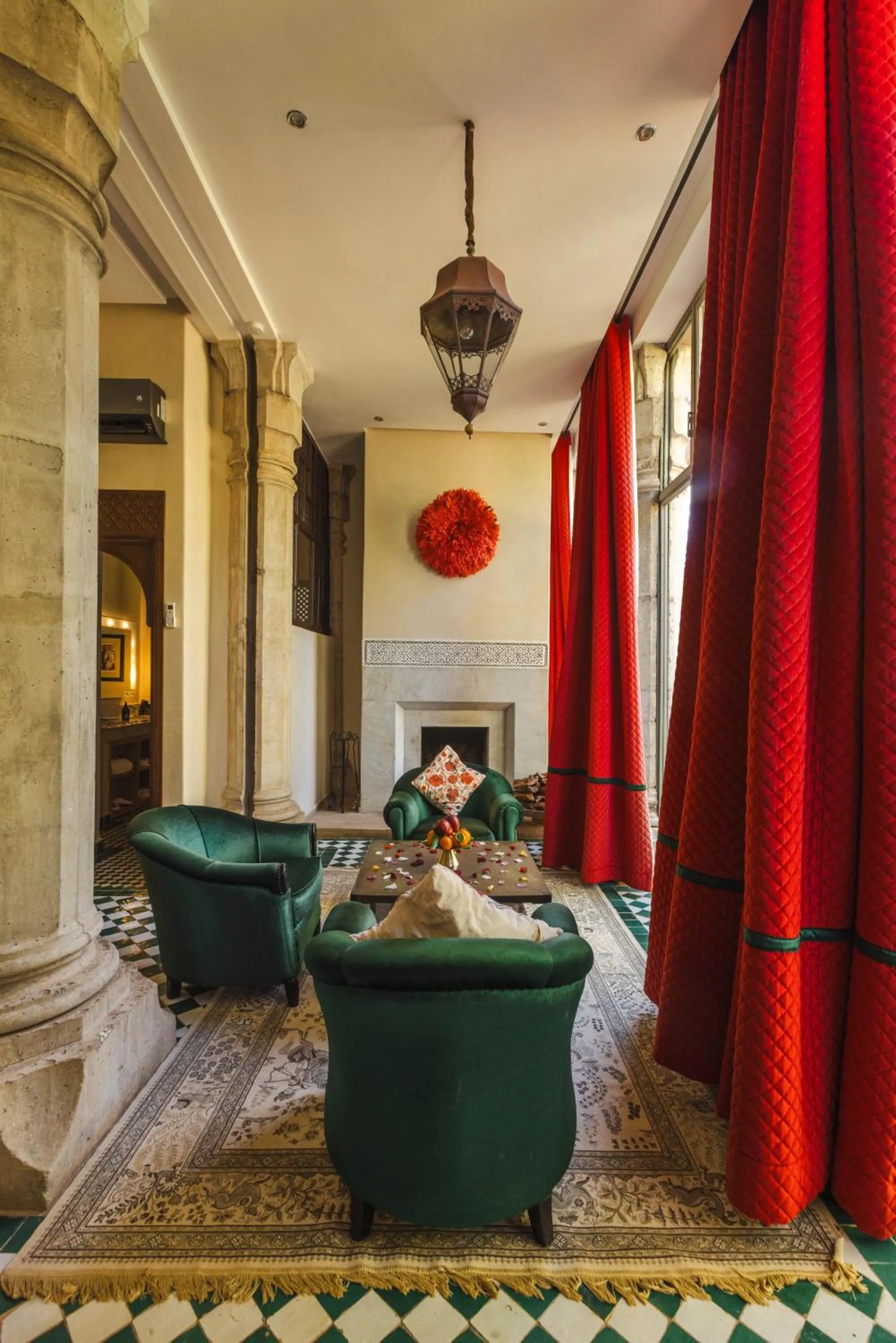 Living room in Le Palais Rhoul and Spa