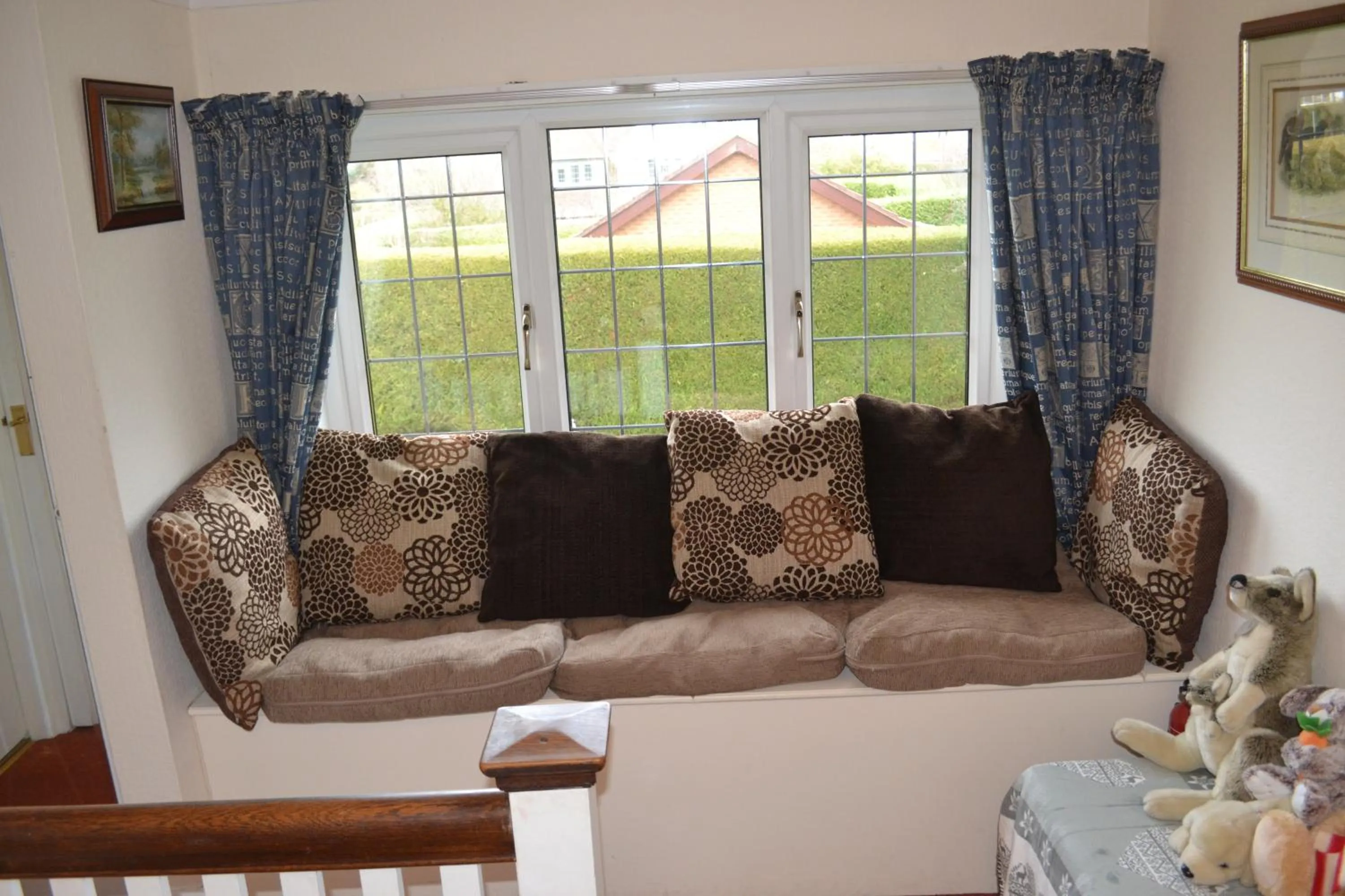 Seating area in Sunnycroft