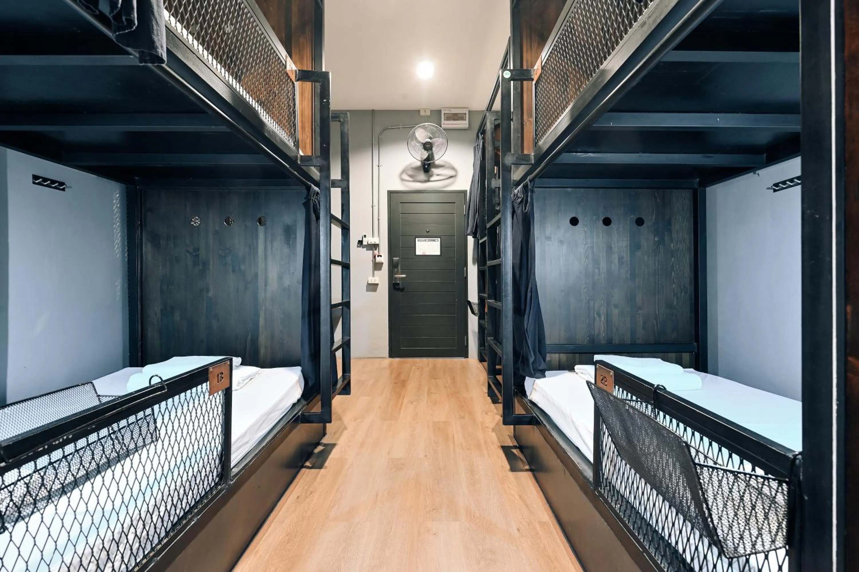 Photo of the whole room, Bed in Castle Black Bangkok