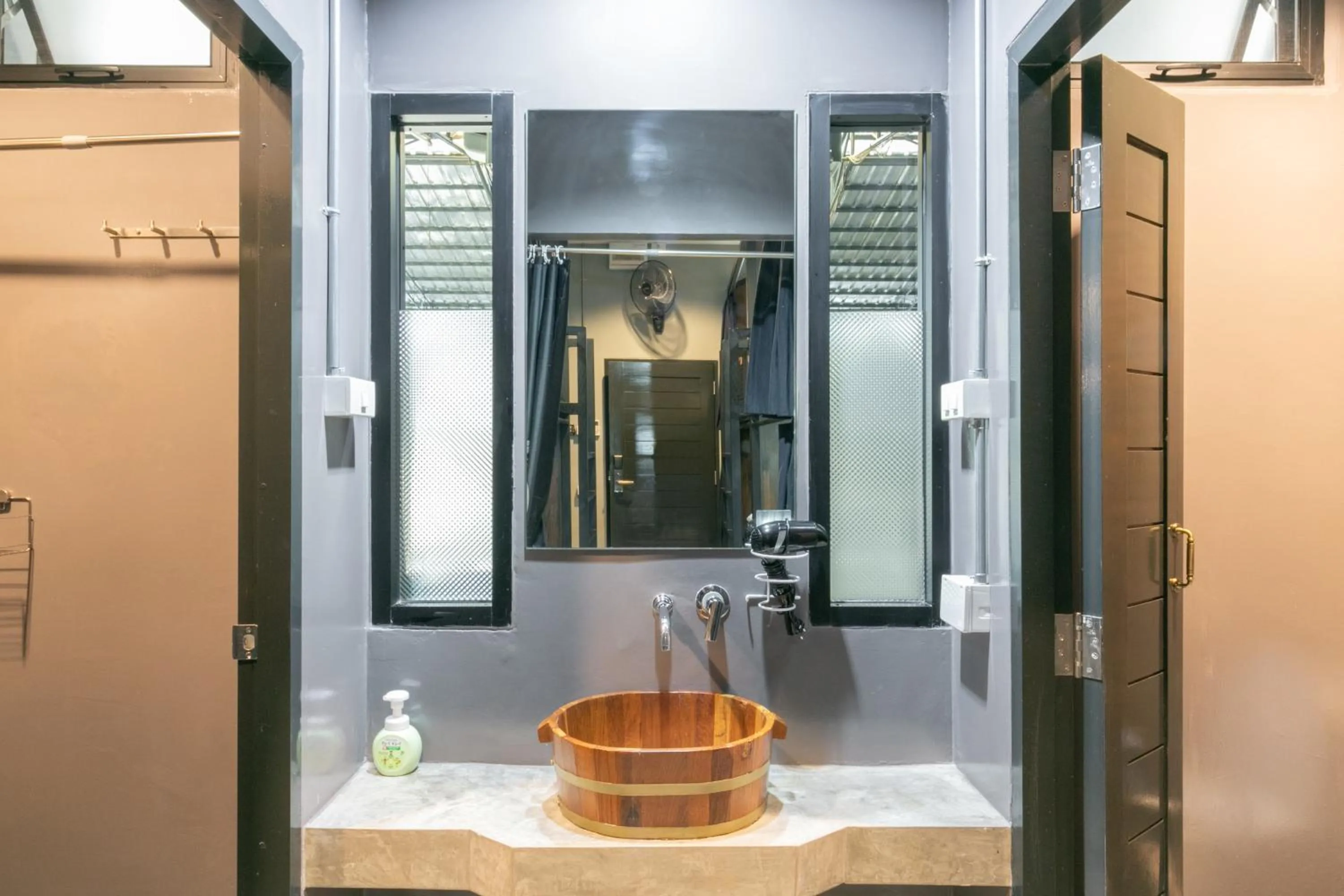 Shower in Castle Black Bangkok